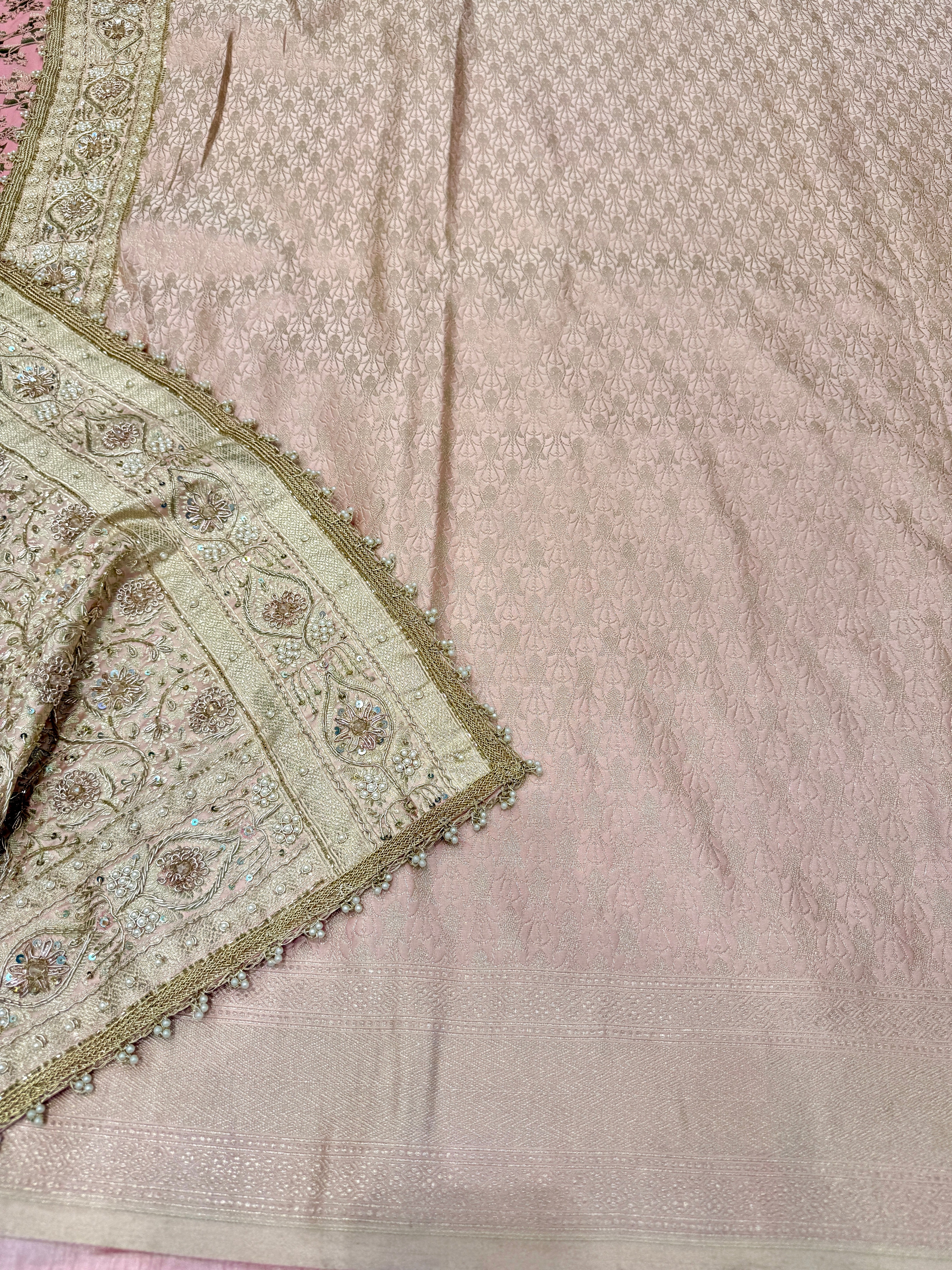 Pink Banarasi Pine Jaal Crystal Hand Embroidery Zardosi Saree