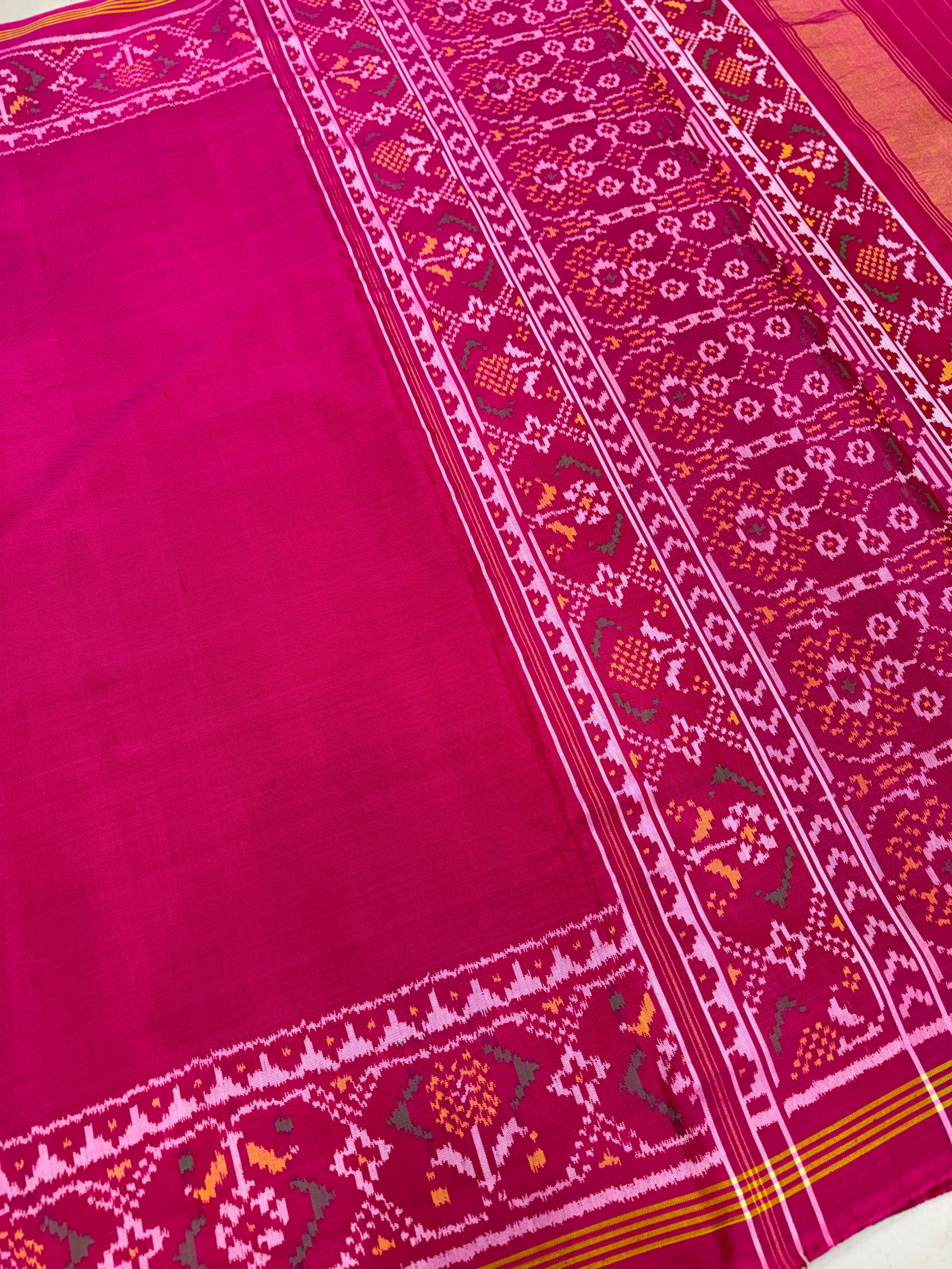 Rani Pink Plain Gala Patan Patola Handloom Saree