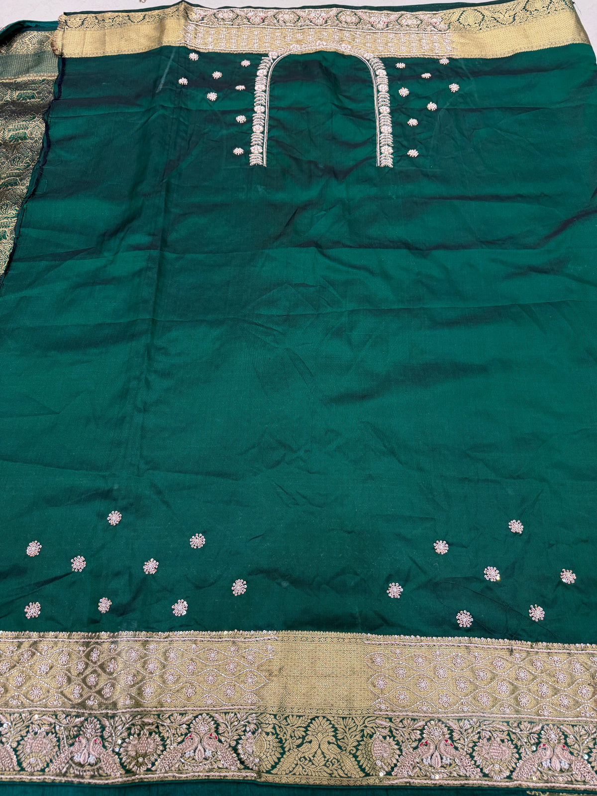 Bottle Green Kanjivaram Peacock Motif Hand Embroidery Zardosi Saree
