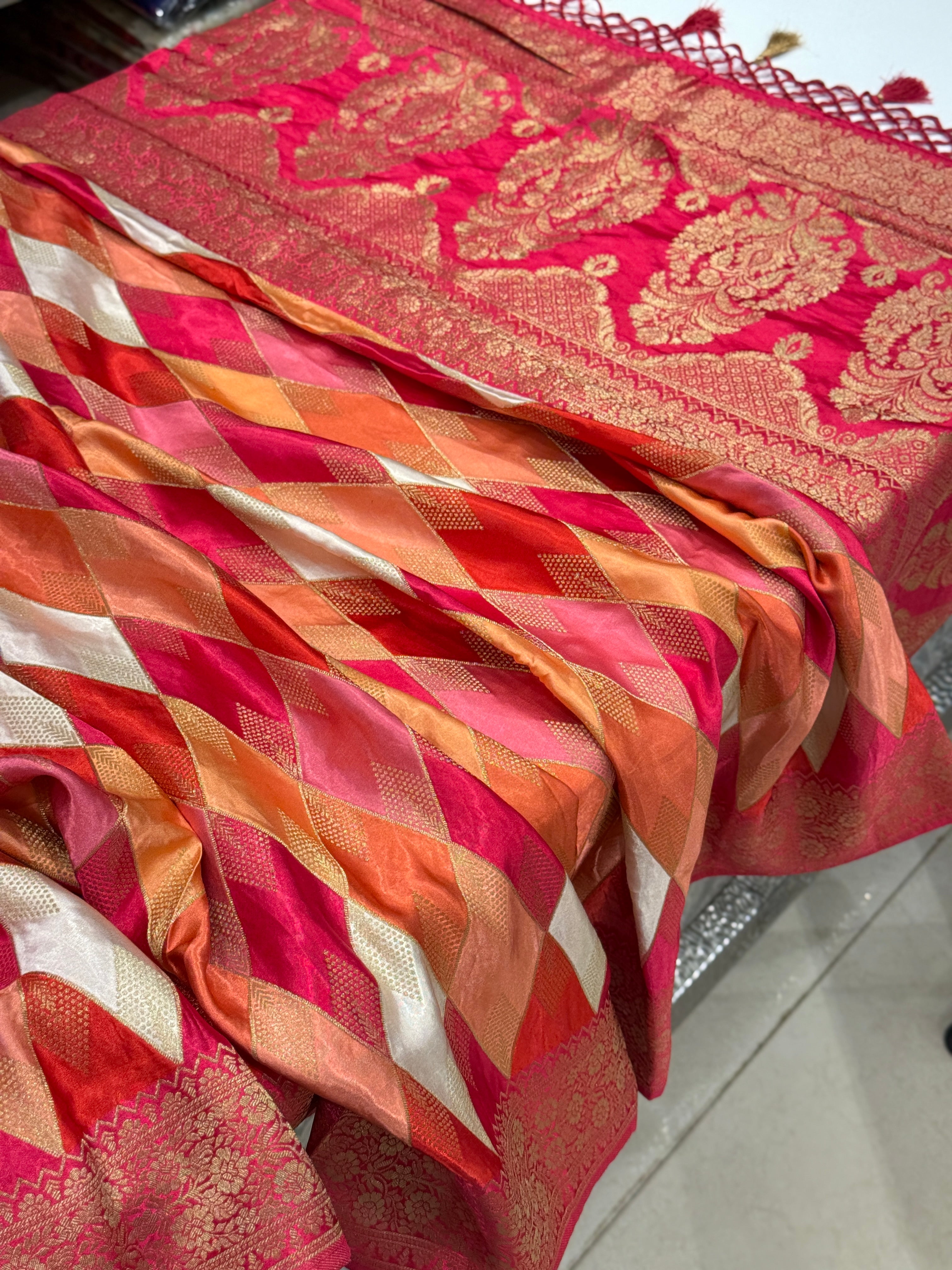 Moti White Contemporary Kaju Katli Design Banarasi Modal Satin Rangkat Saree