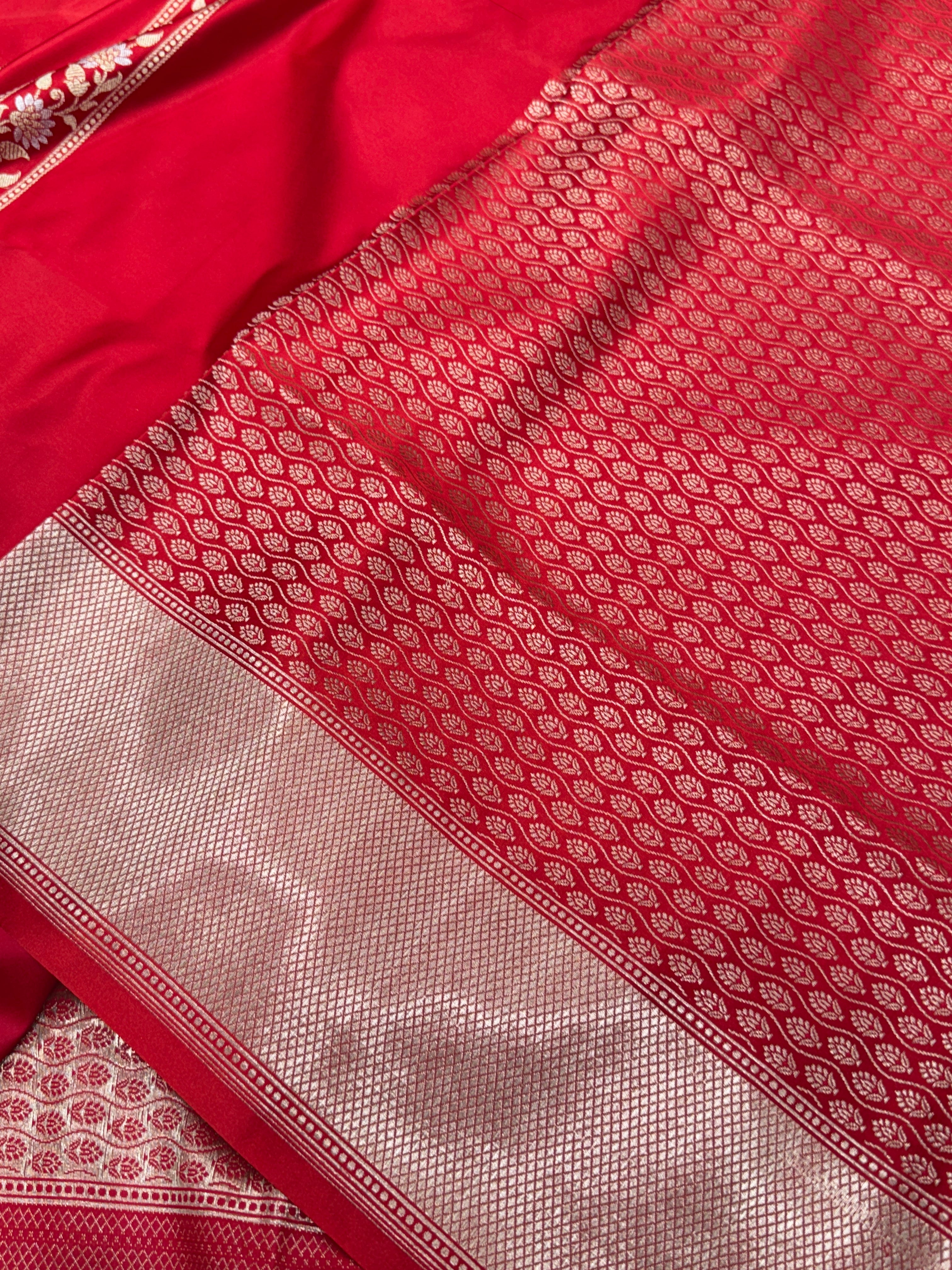 Red Sona Roopa Sunflower Butti Banarasi Silk Saree