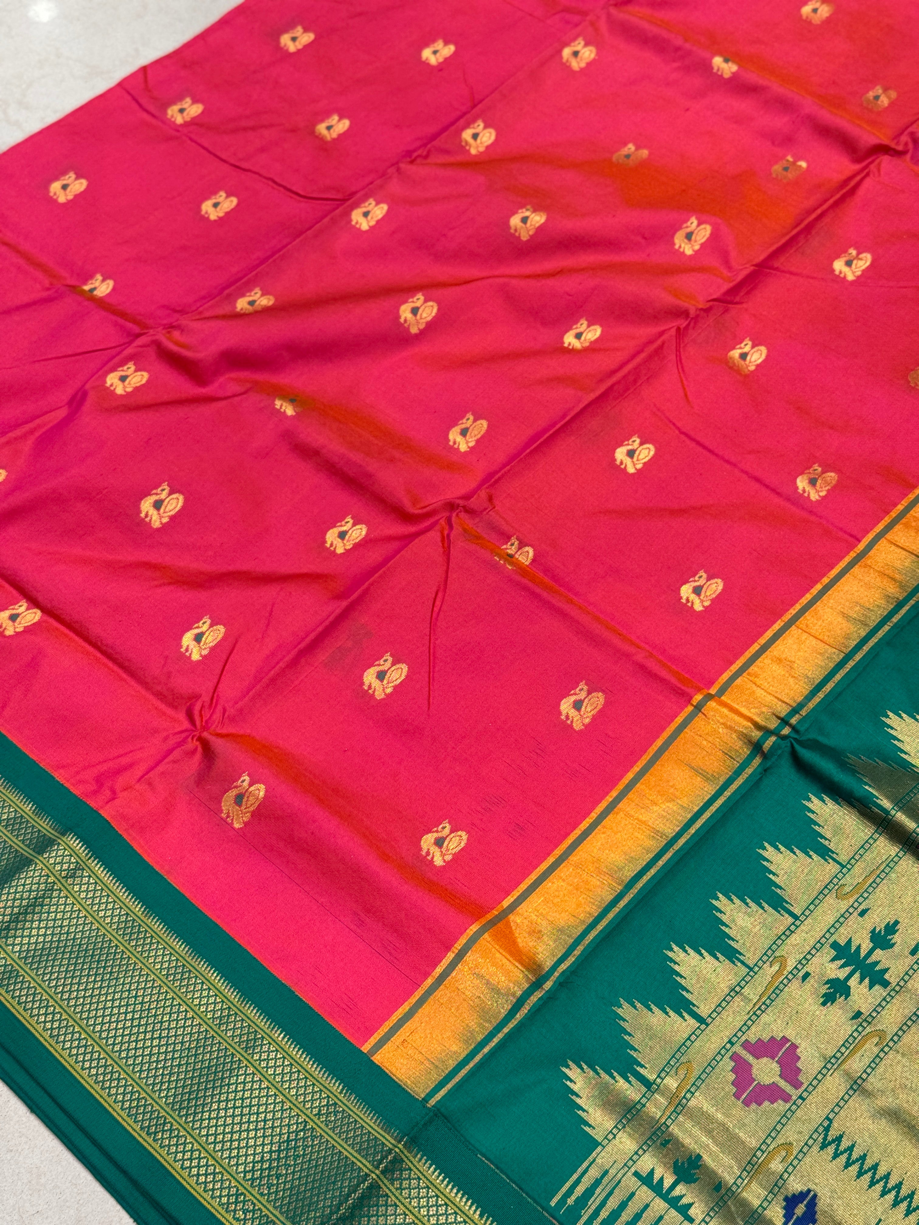 Rani Green Morbangdi Paithani Saree