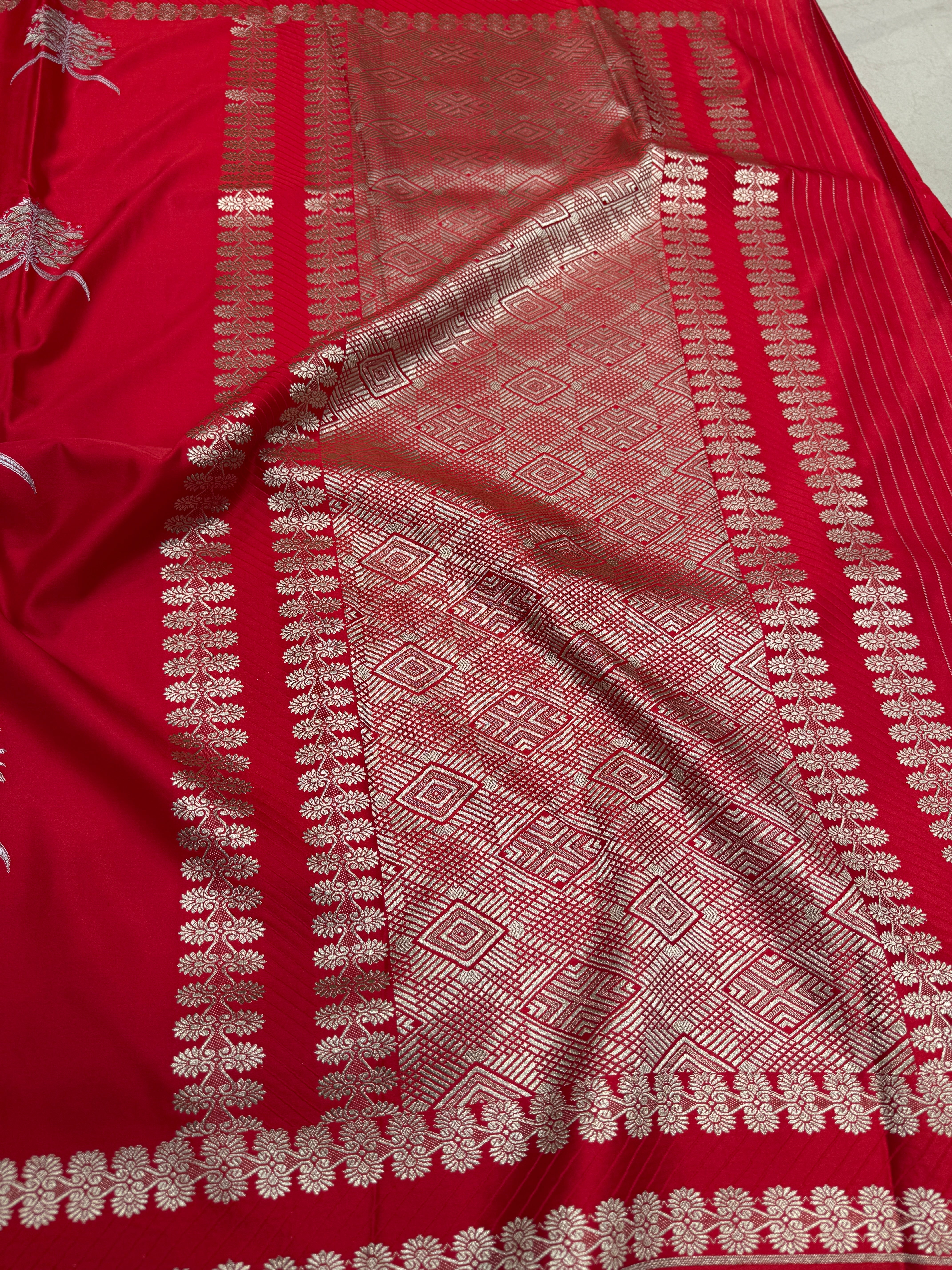 Red Banarasi Big Sliver Butta Saree