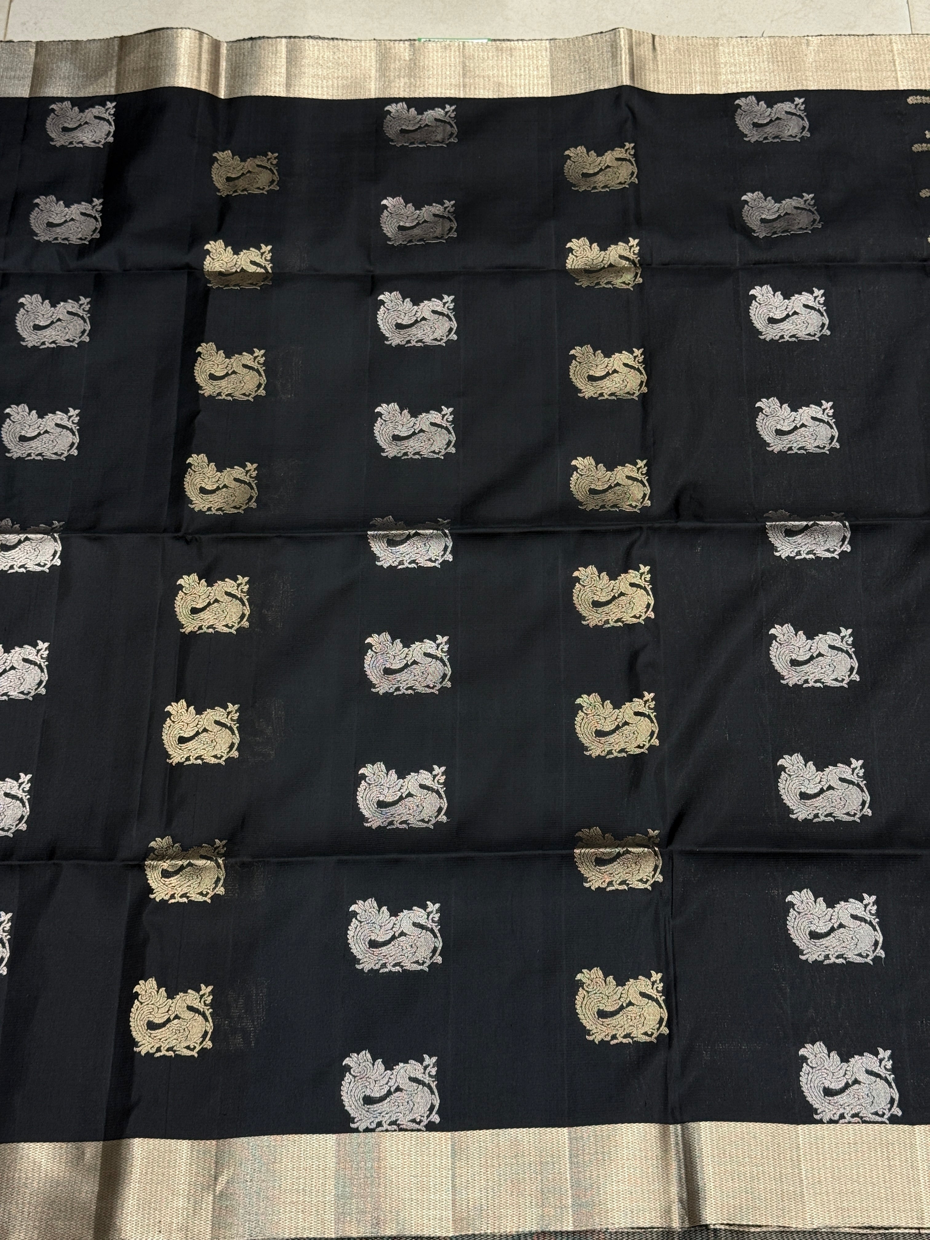 Black Contemporary Peacock Buttas Handloom Kanchipuram Pure Silk Saree
