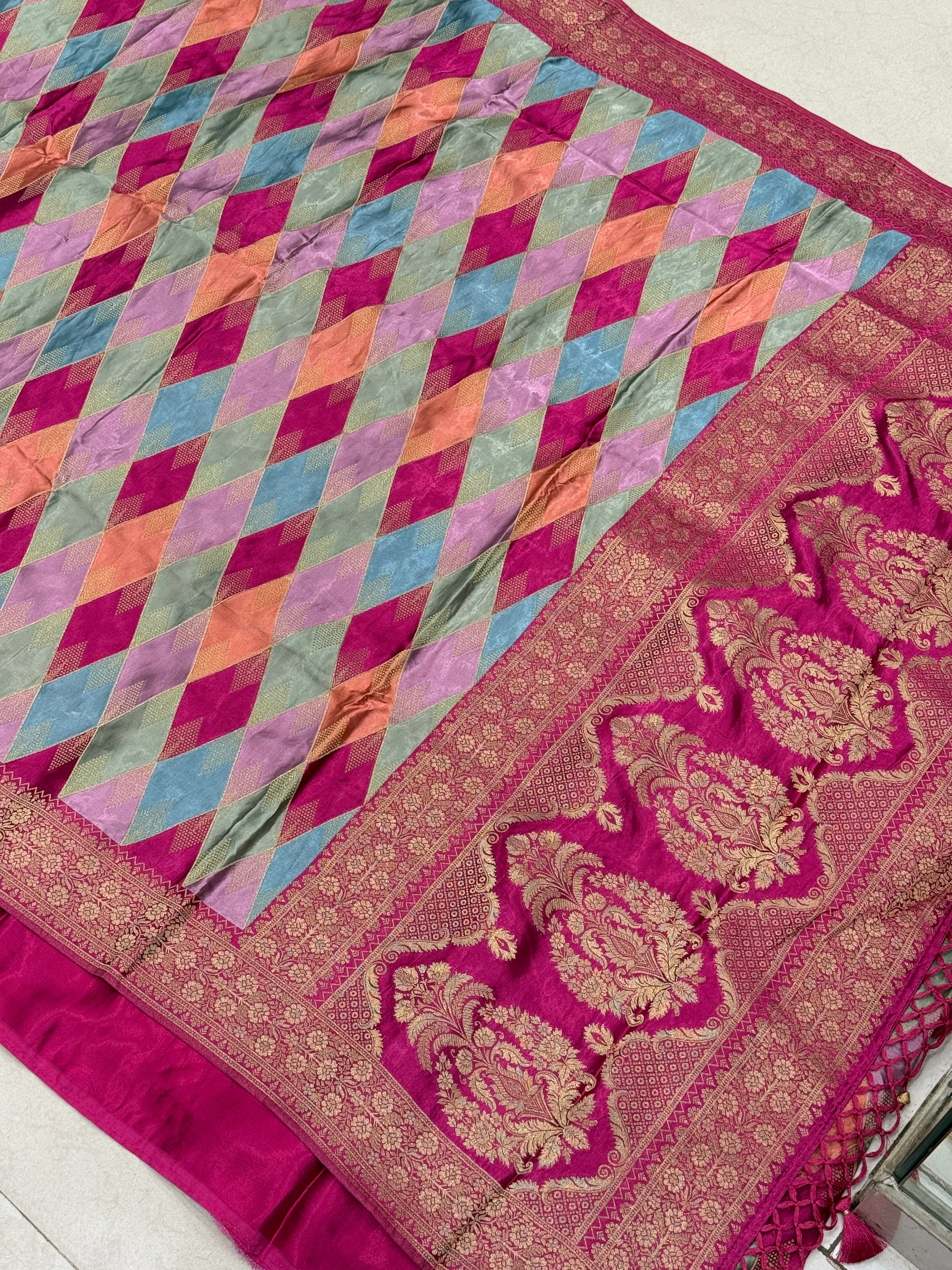 Raspberry Contemporary Kaju Katli Design Banarasi Modal Satin Rangkat Saree