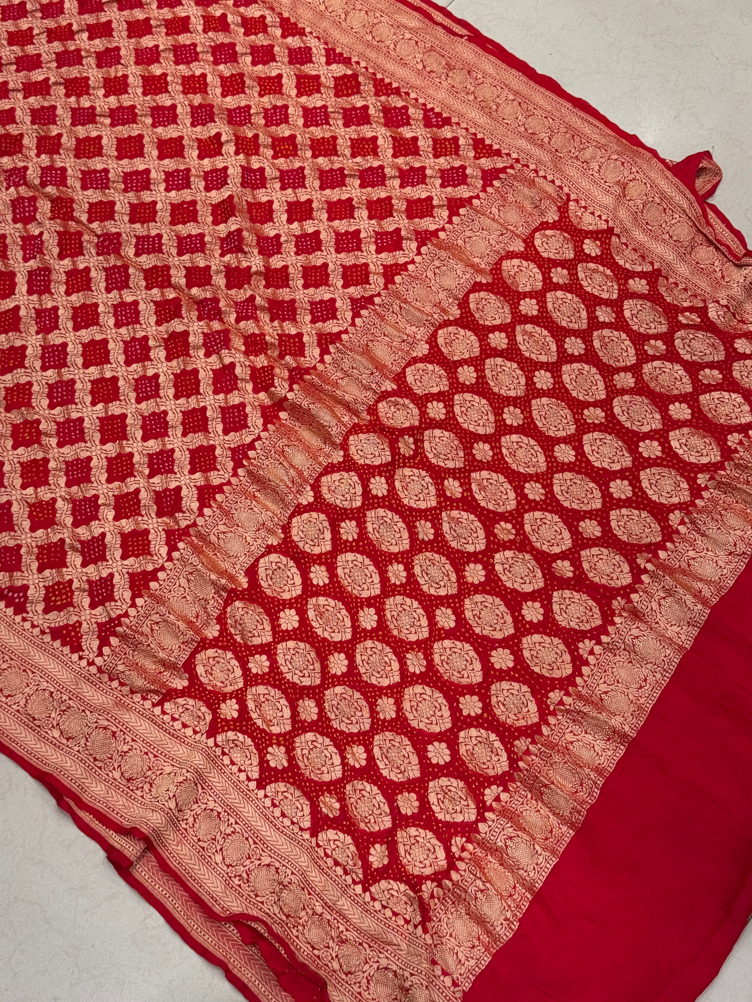 Red Heart Border Georgette Handloom Bandhej Bandhini Saree