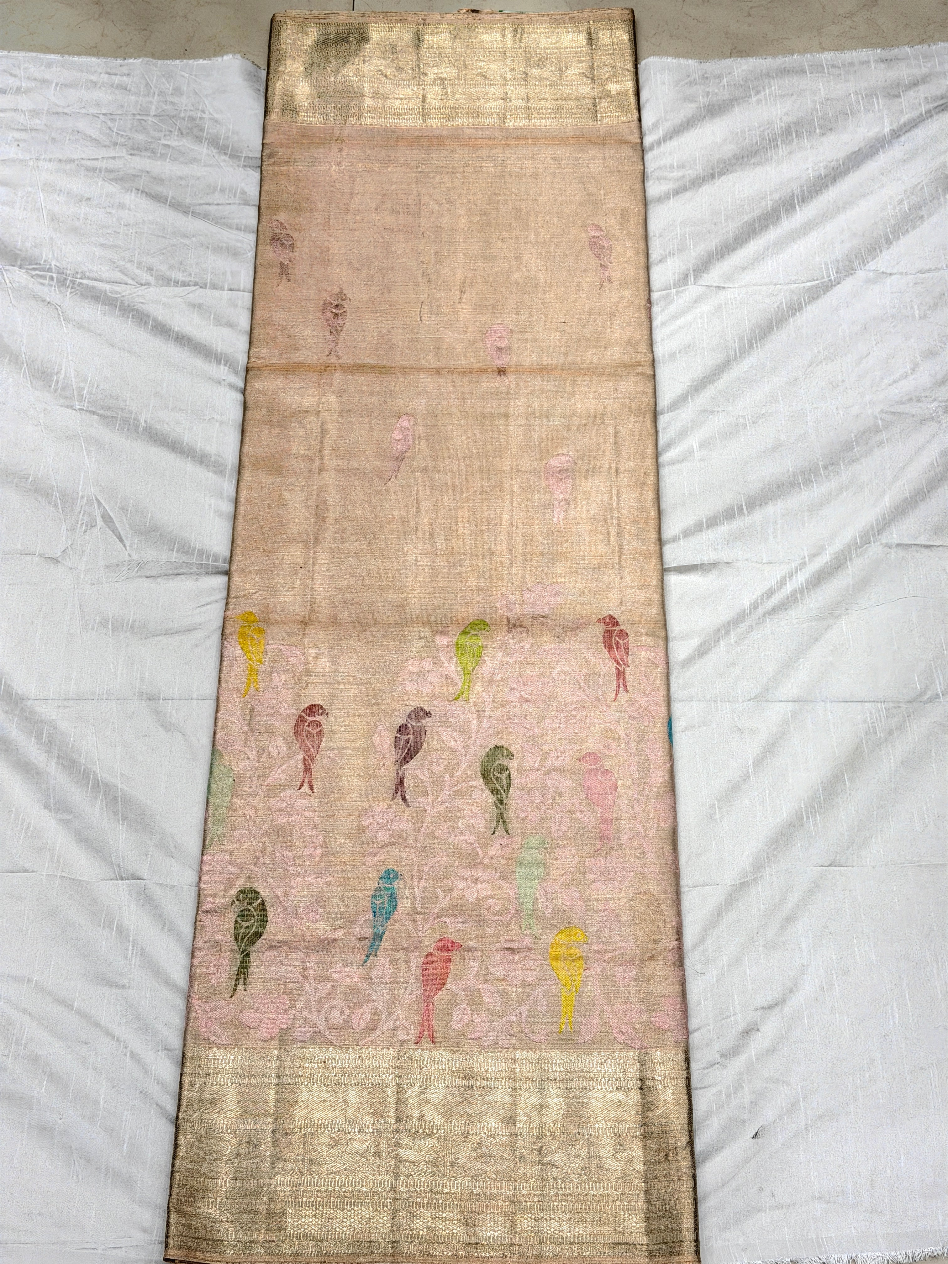 Pink Contemporary Parrot Motif Handloom Kanjivaram Tissue Silk Saree