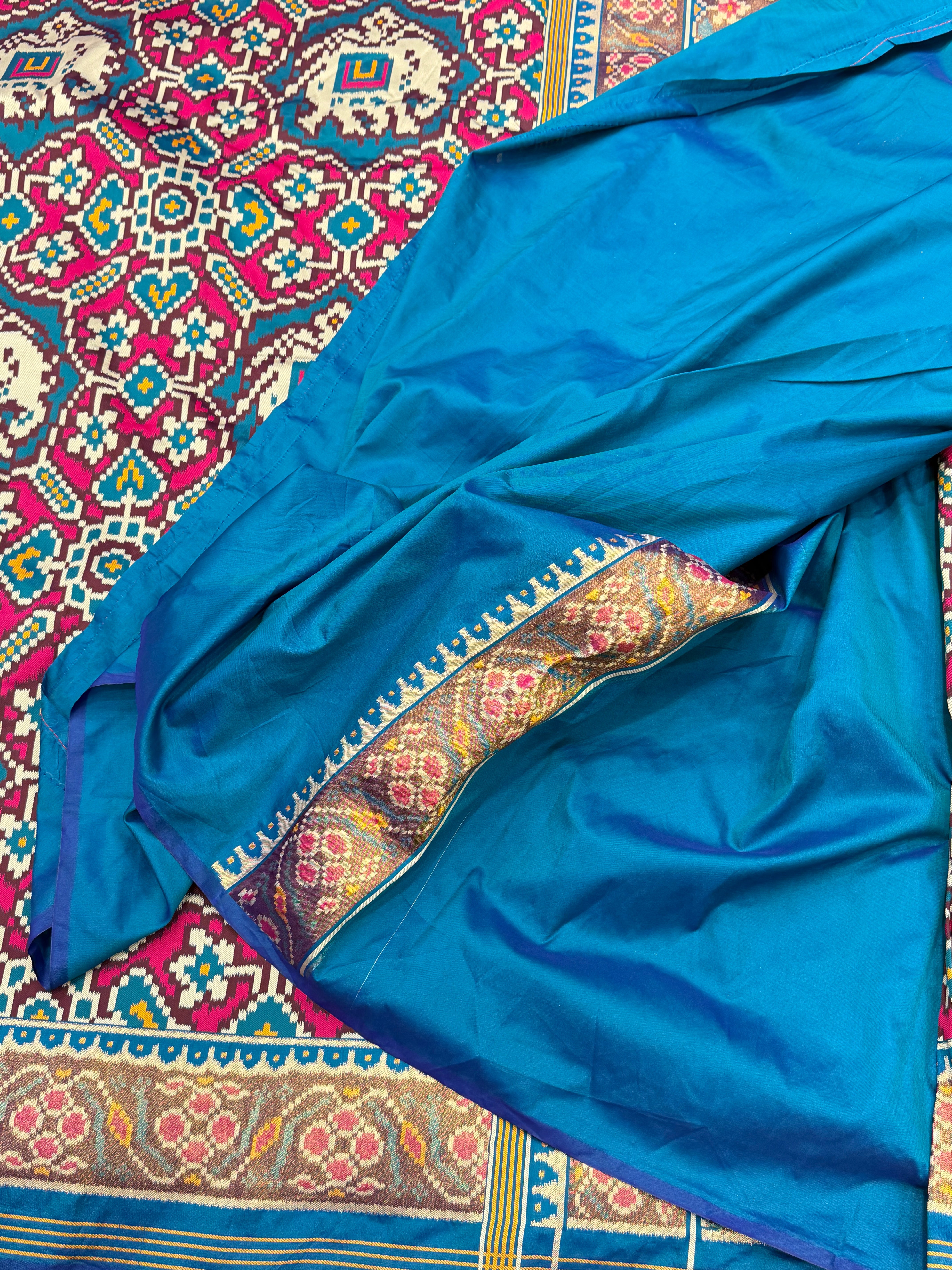 Rama Rani Chabdi Elephant Semi Silk Weaved Patan Patola Saree