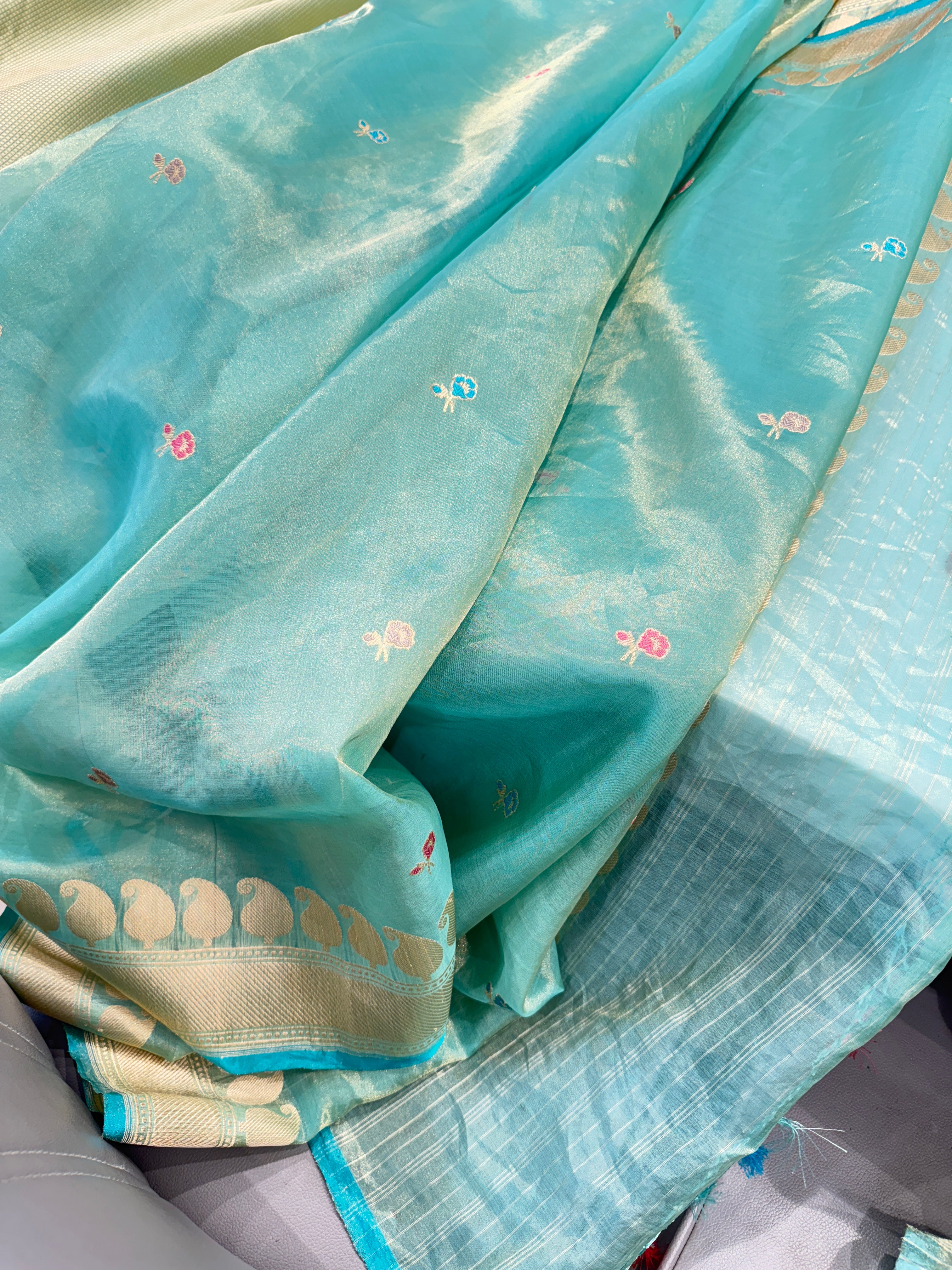 Sea Green Meena Handloom Banarasi Tissue Kadwa Saree