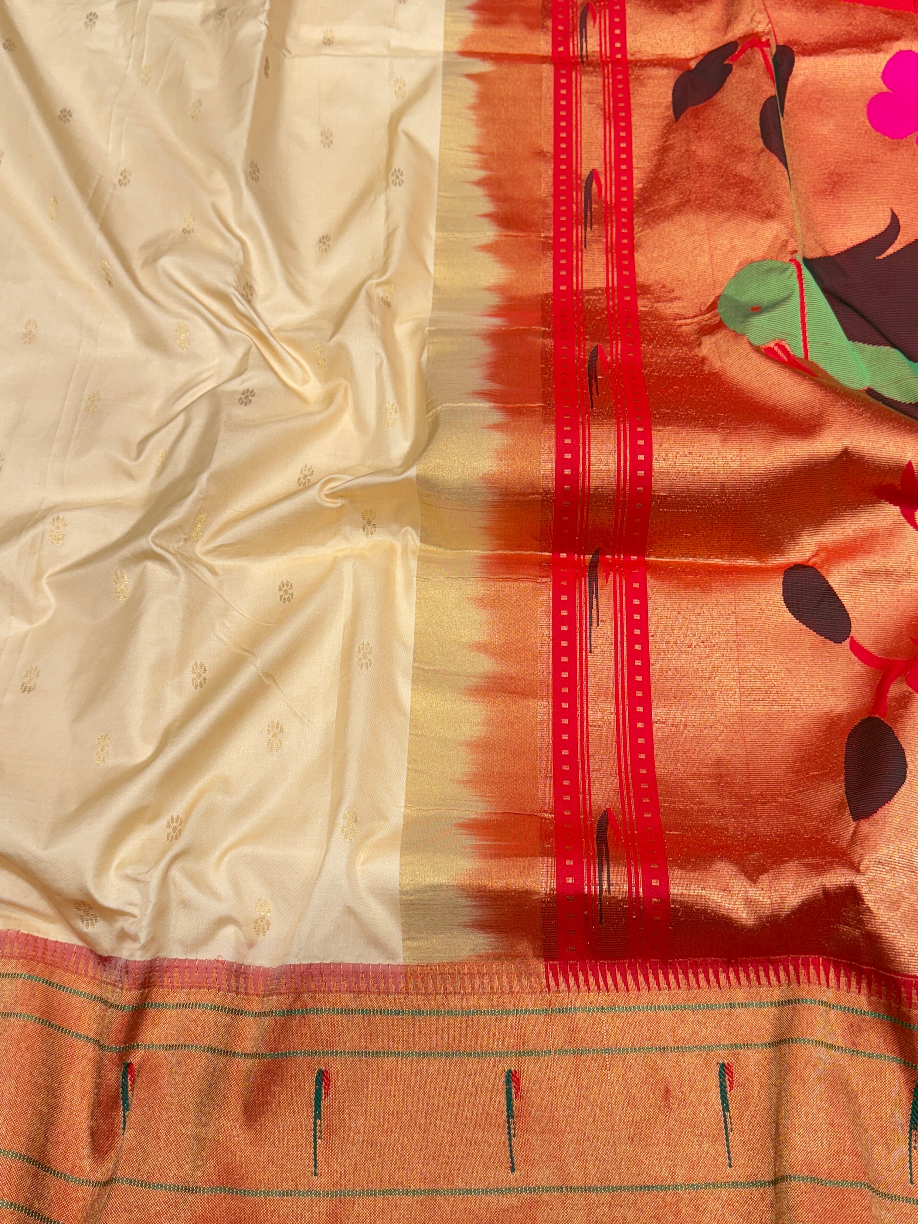 Moti White Muniya Pure Silk Handloom Paithani Saree