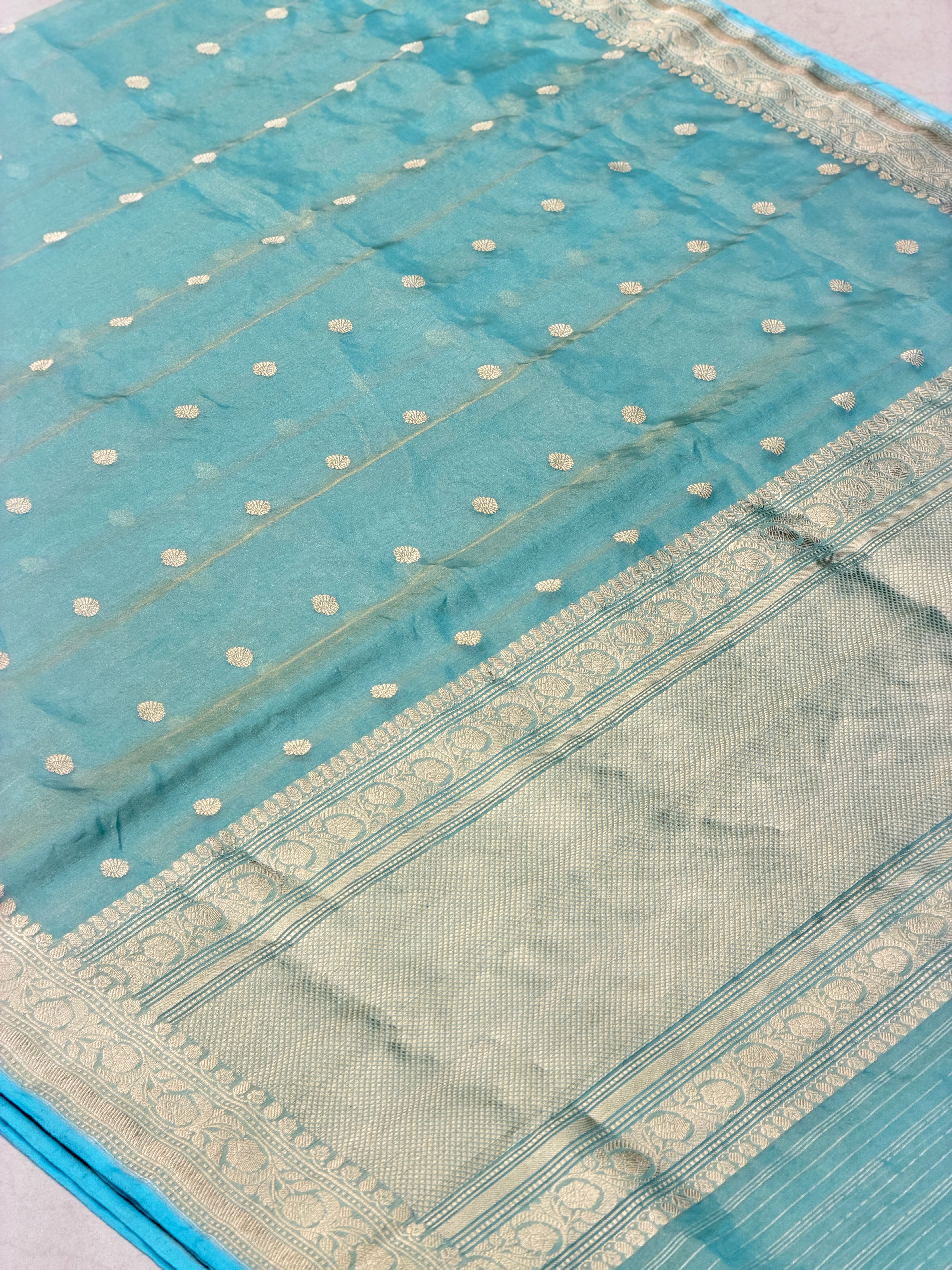 Sea Green Handloom Banarasi Tissue Kadwa Butti Saree
