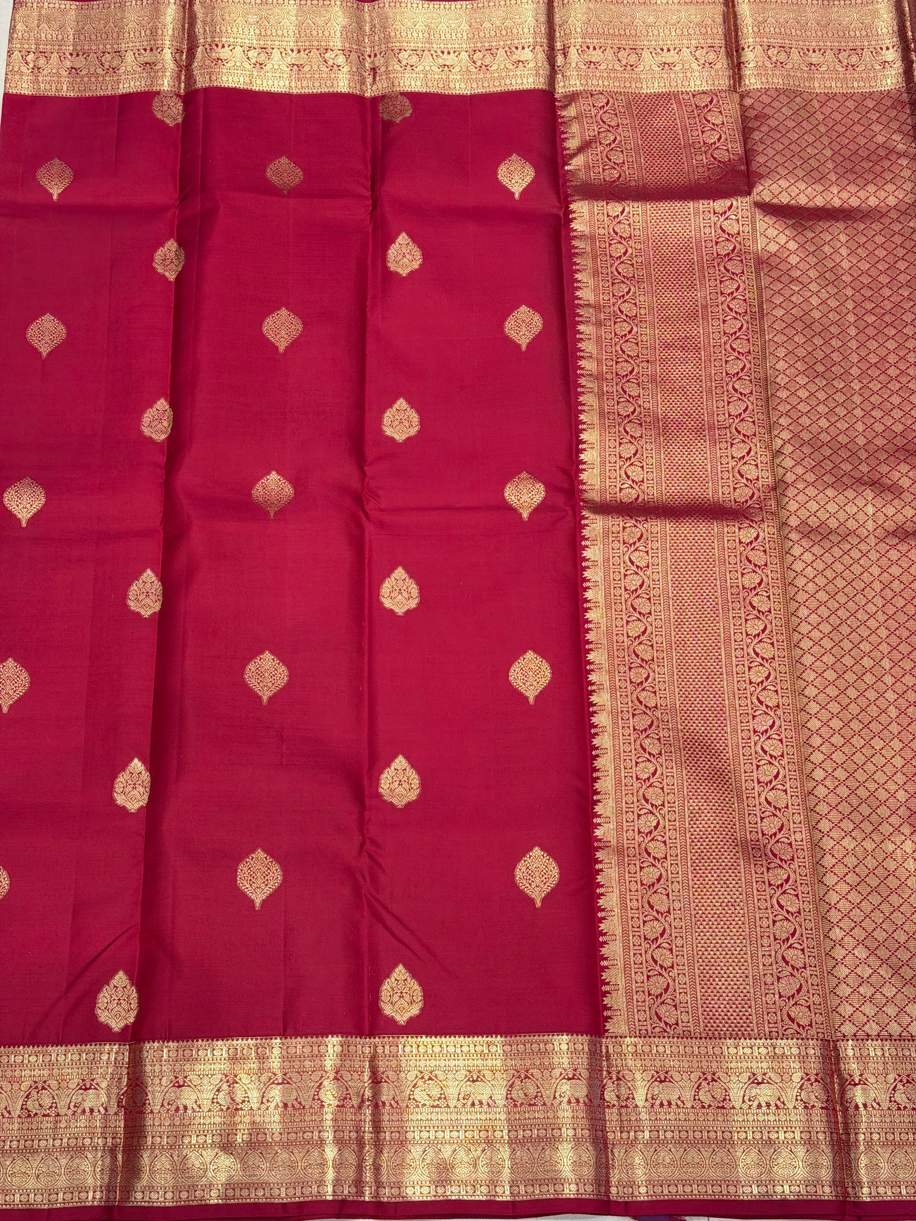 Maroonish Red Kanjivaram Pure Silk Handloom Buttas Saree
