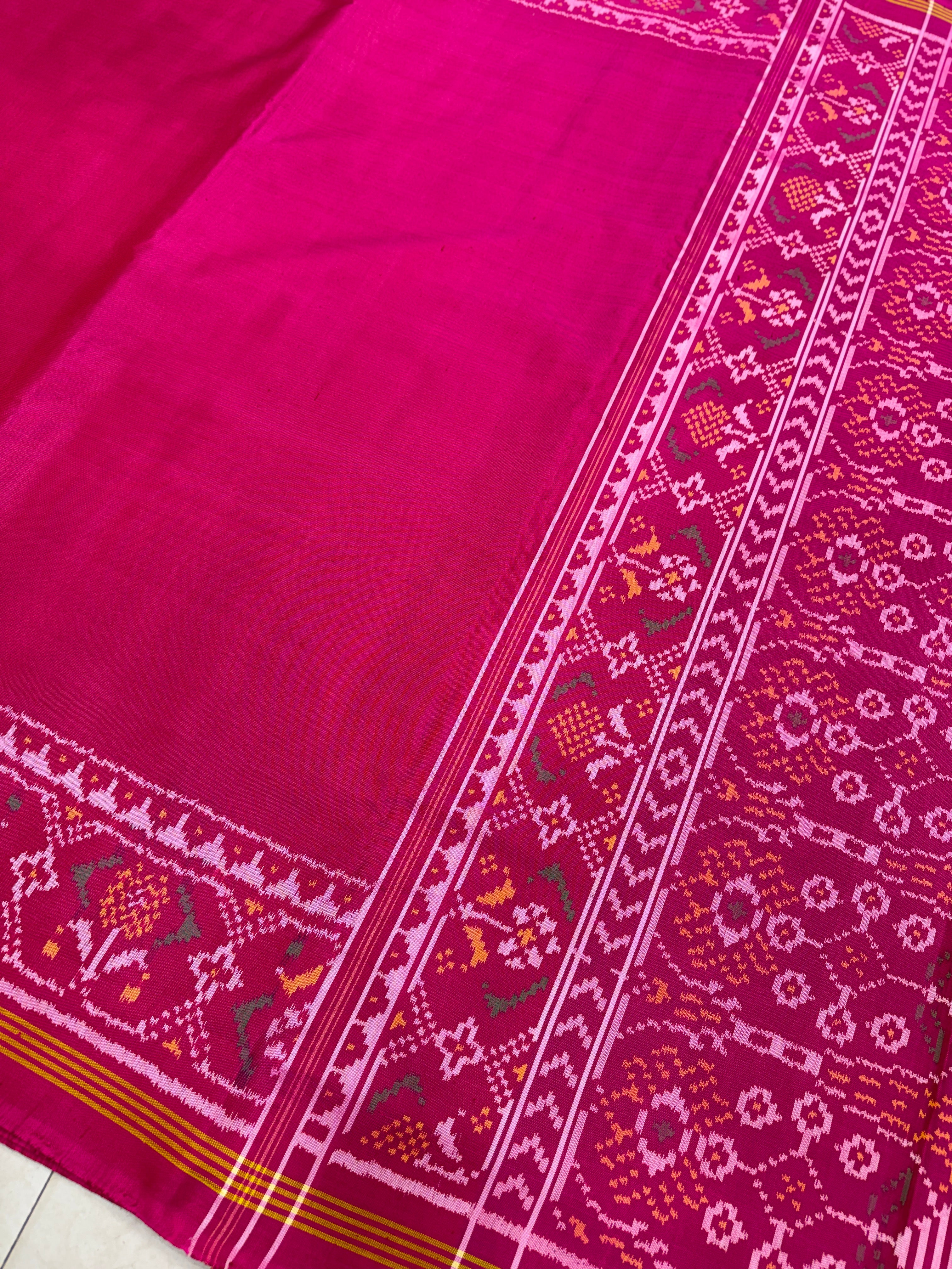 Rani Pink Plain Gala Patan Patola Handloom Saree
