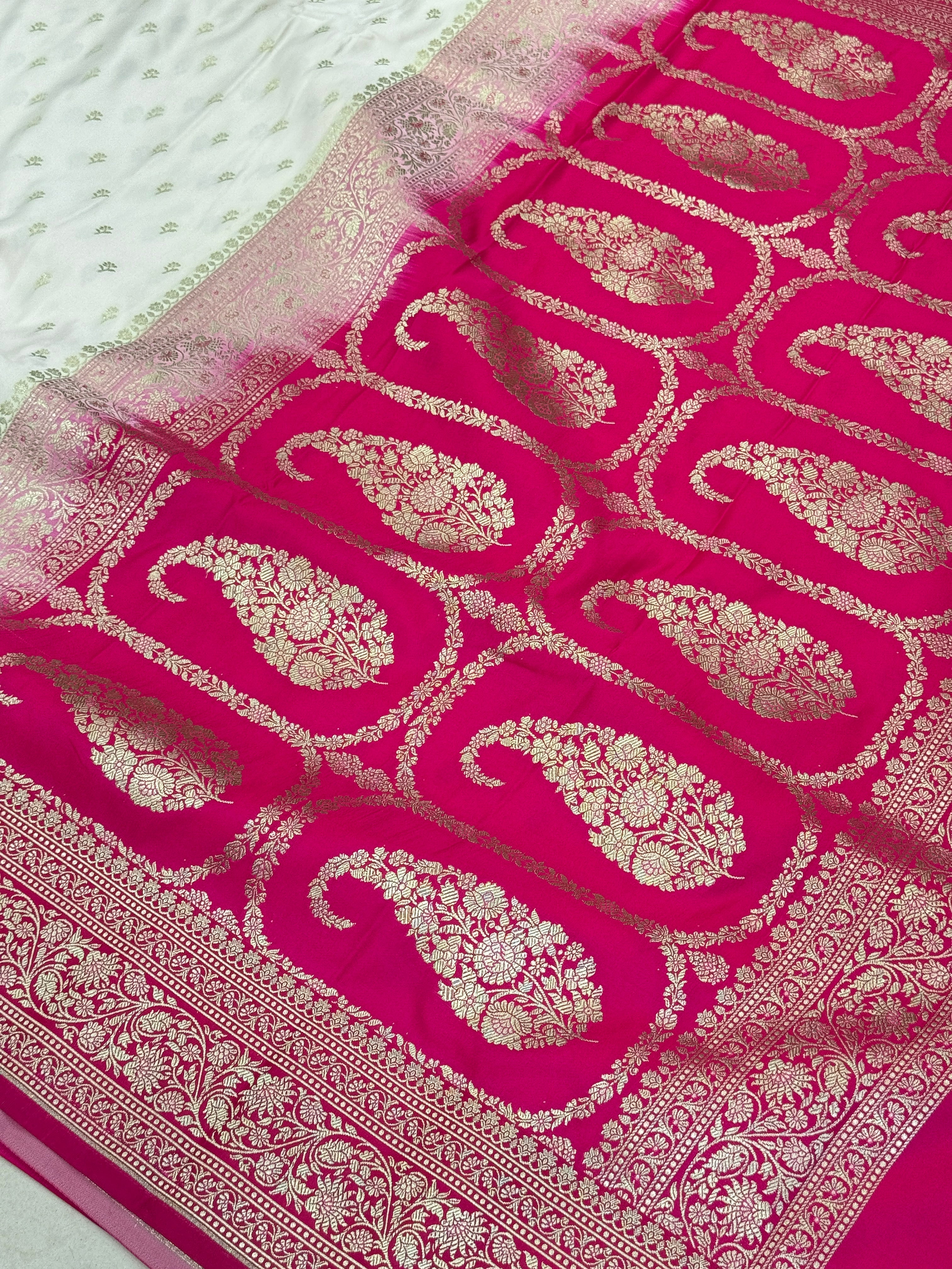 Moti White Rani Pallu Banarasi Buttis Saree