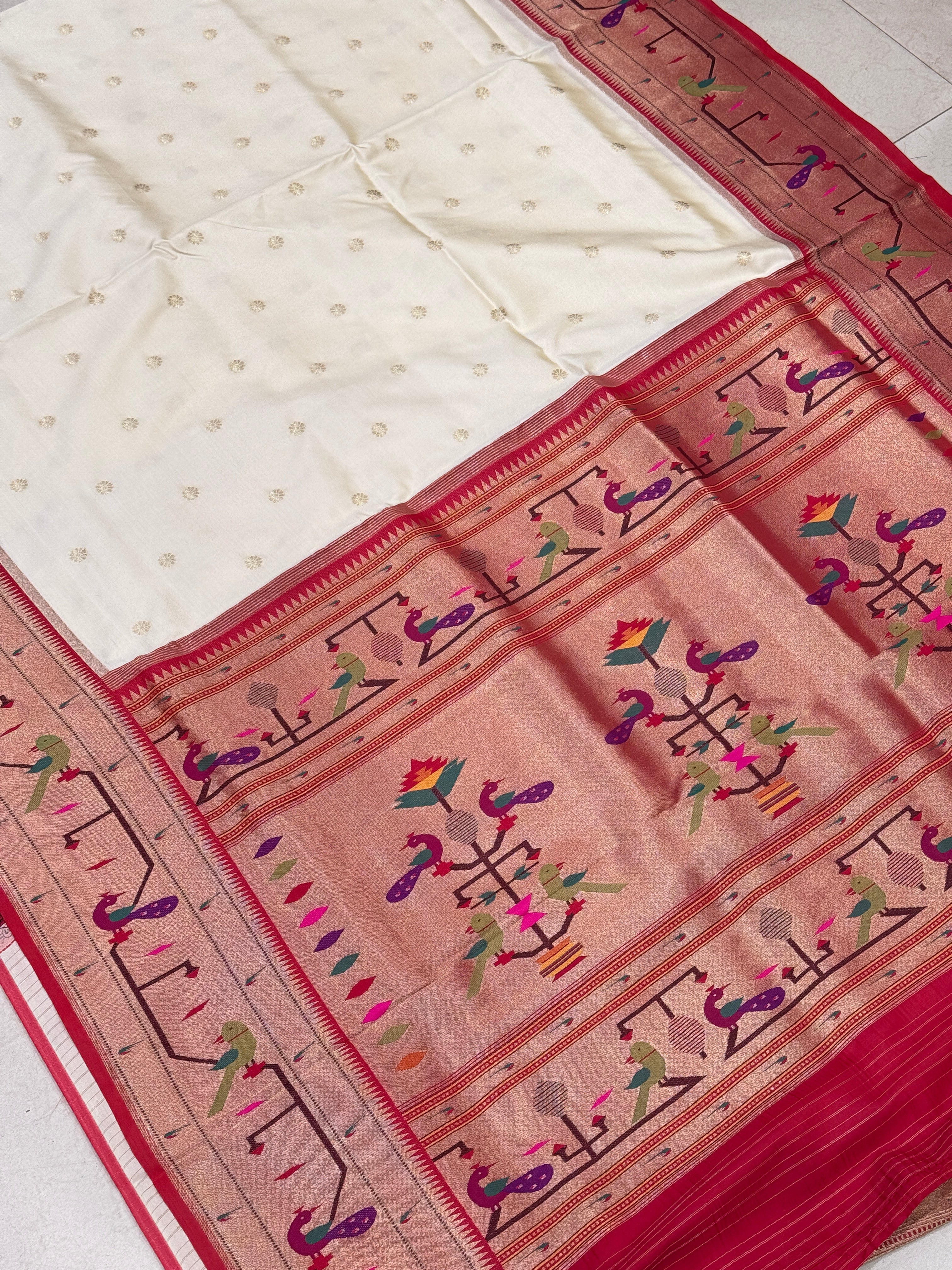 Moti White Red Paithani Silk Saree