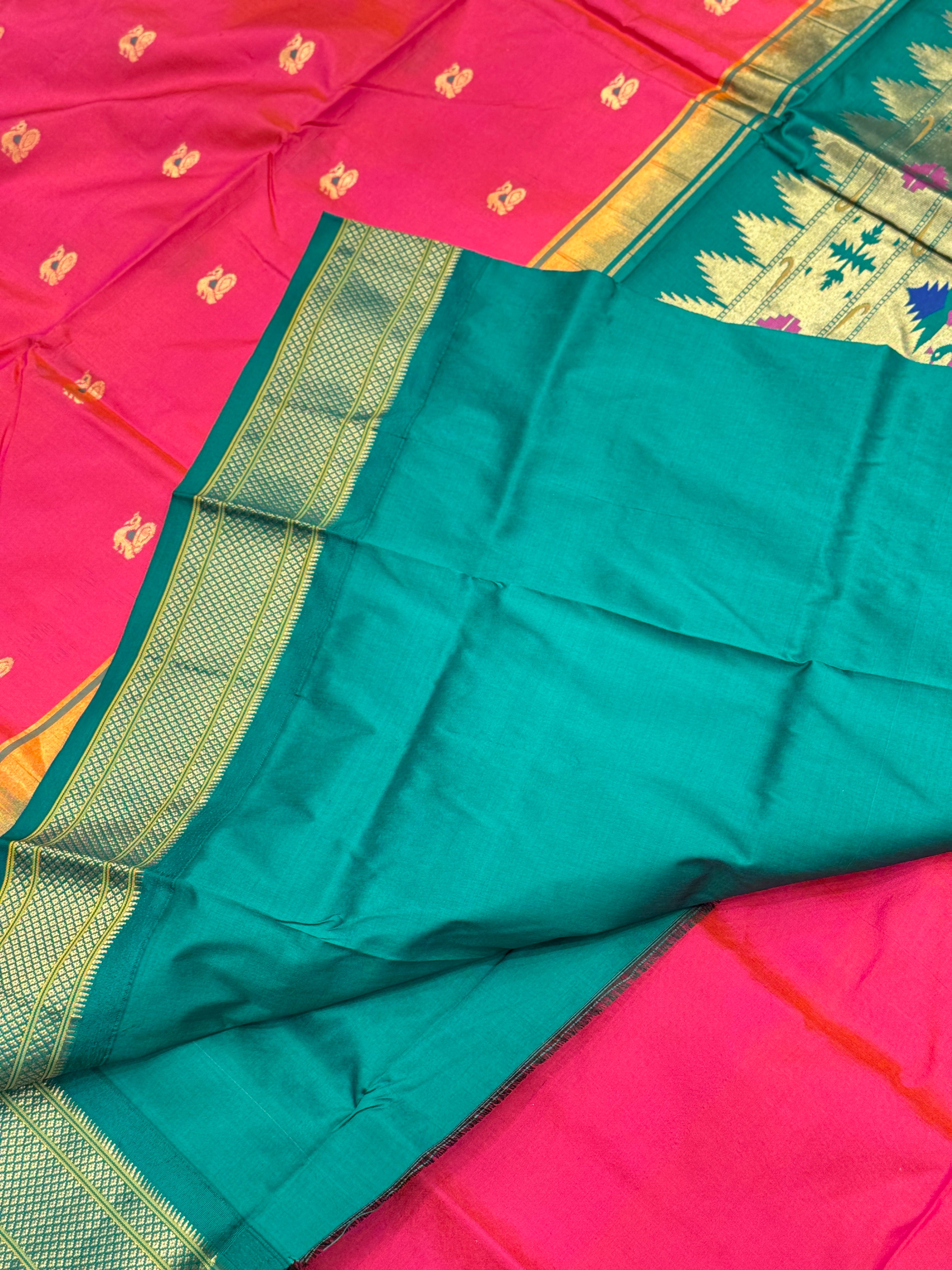 Rani Green Morbangdi Paithani Saree