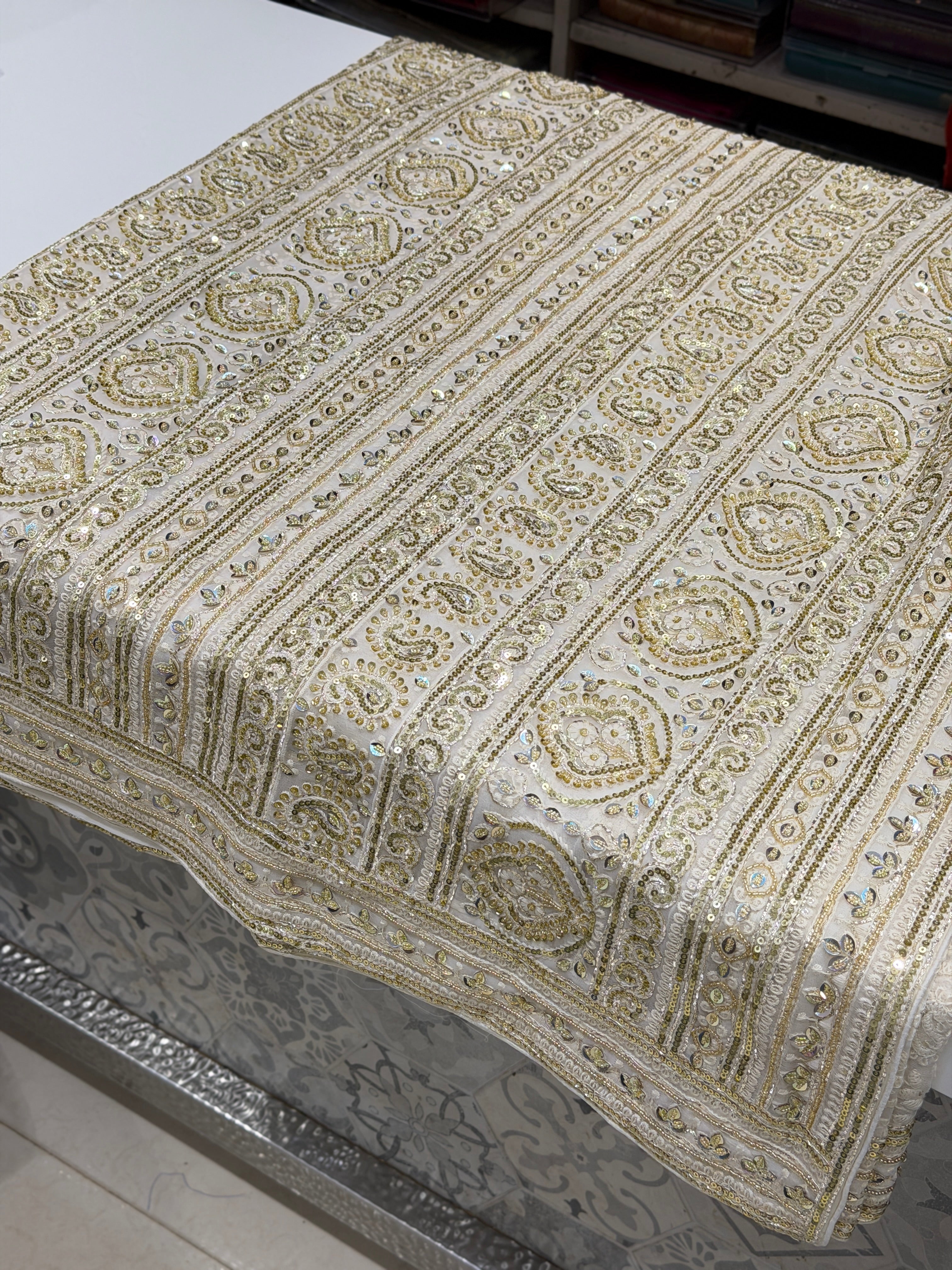 Moti White Chikankari Georgette Pita Sequin Hand Embroidery Saree