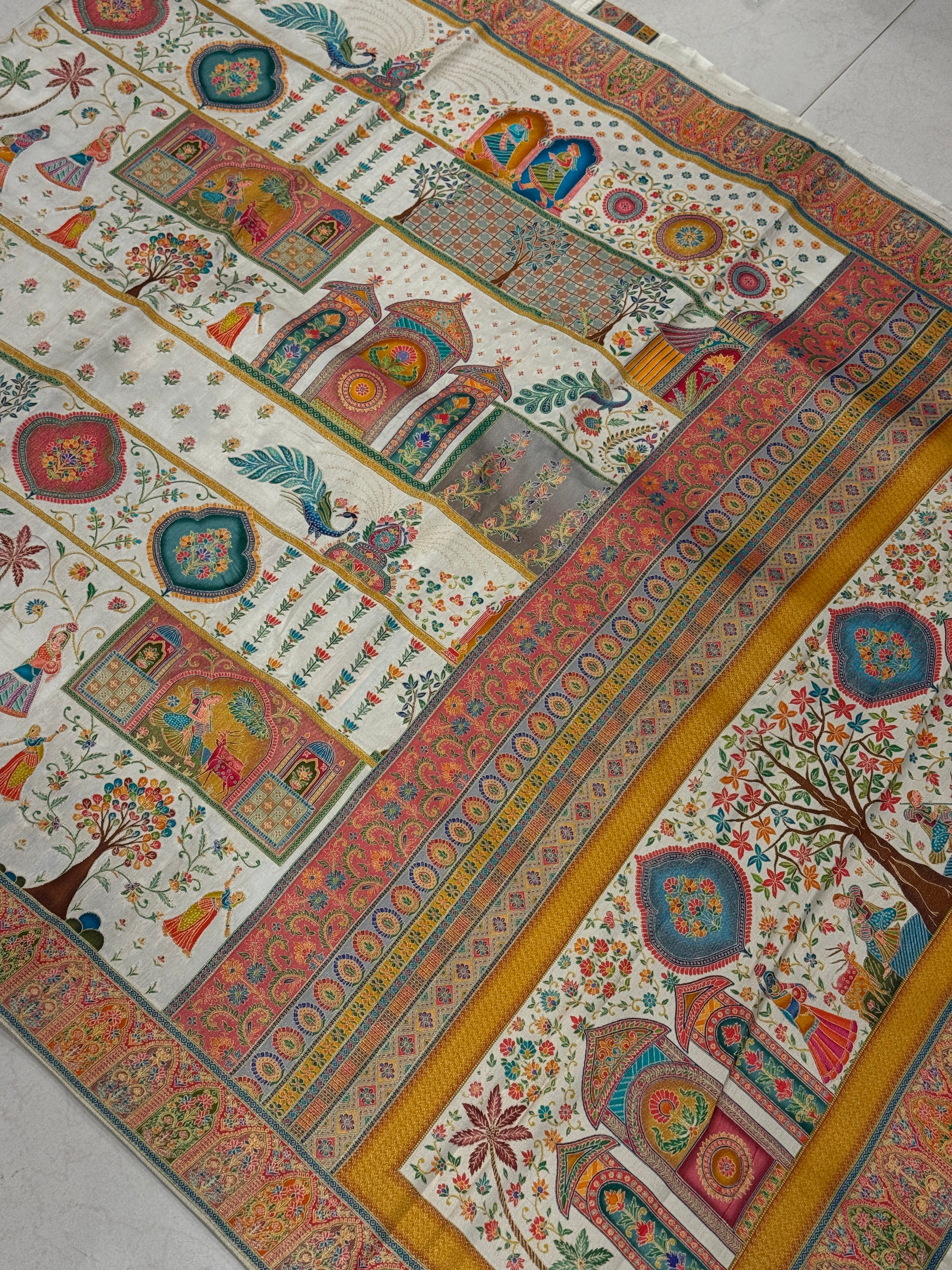 Beige Pashmina Style Woven Saree