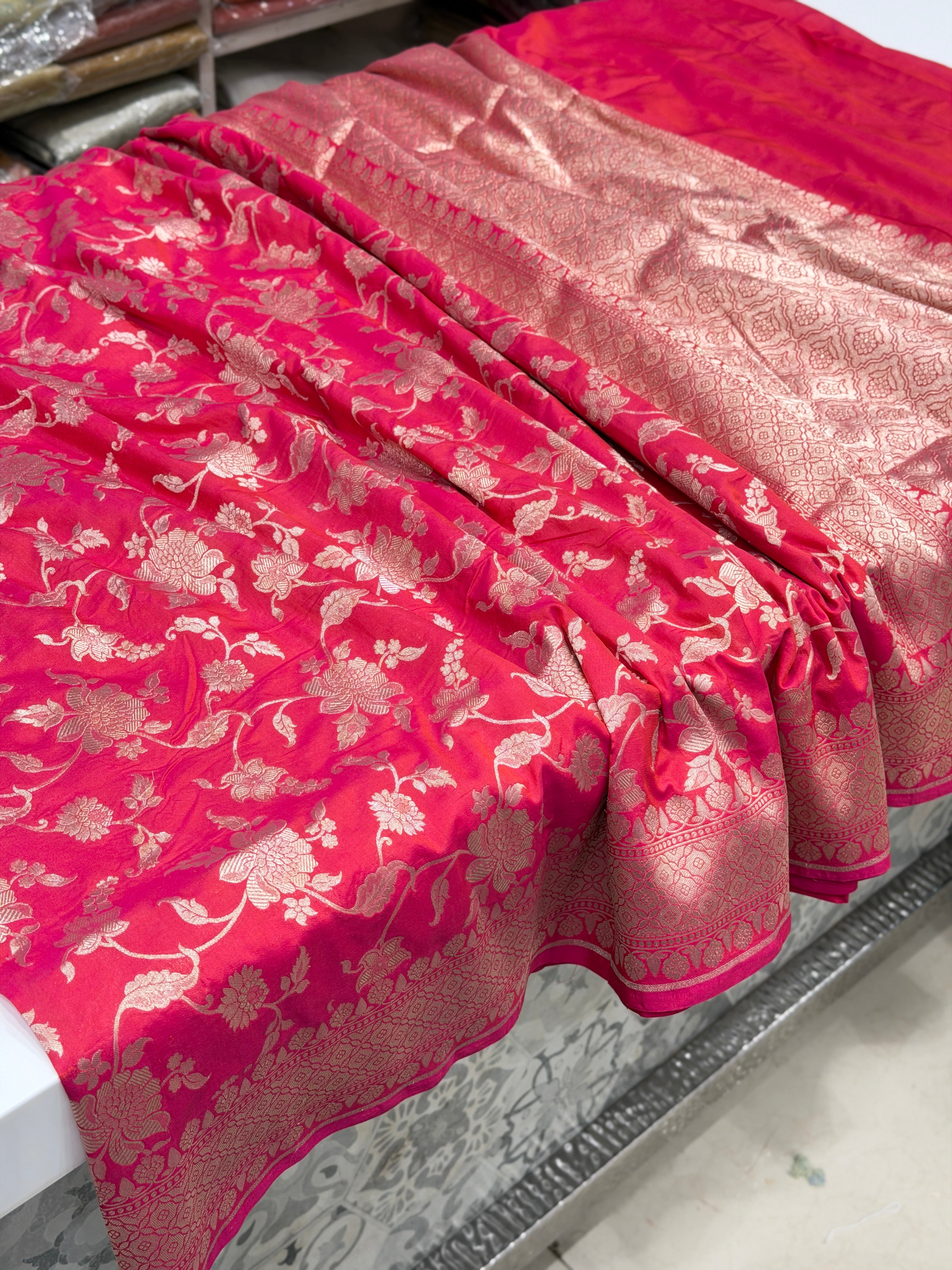 Cross Rani Floral Jaal Handloom Banarasi Katan Silk Saree