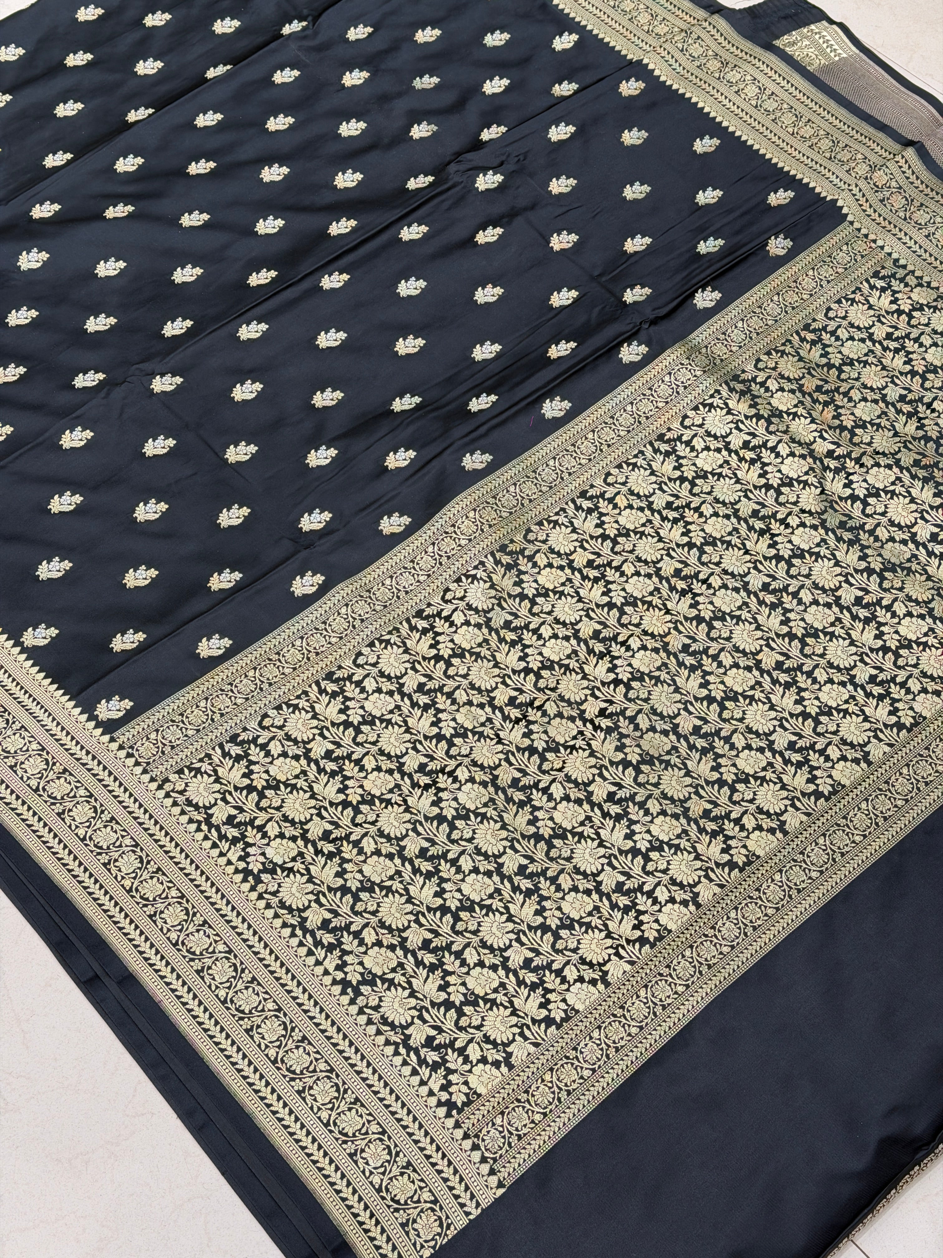 Black Sona Roopa Buttis Banarasi Silk Saree