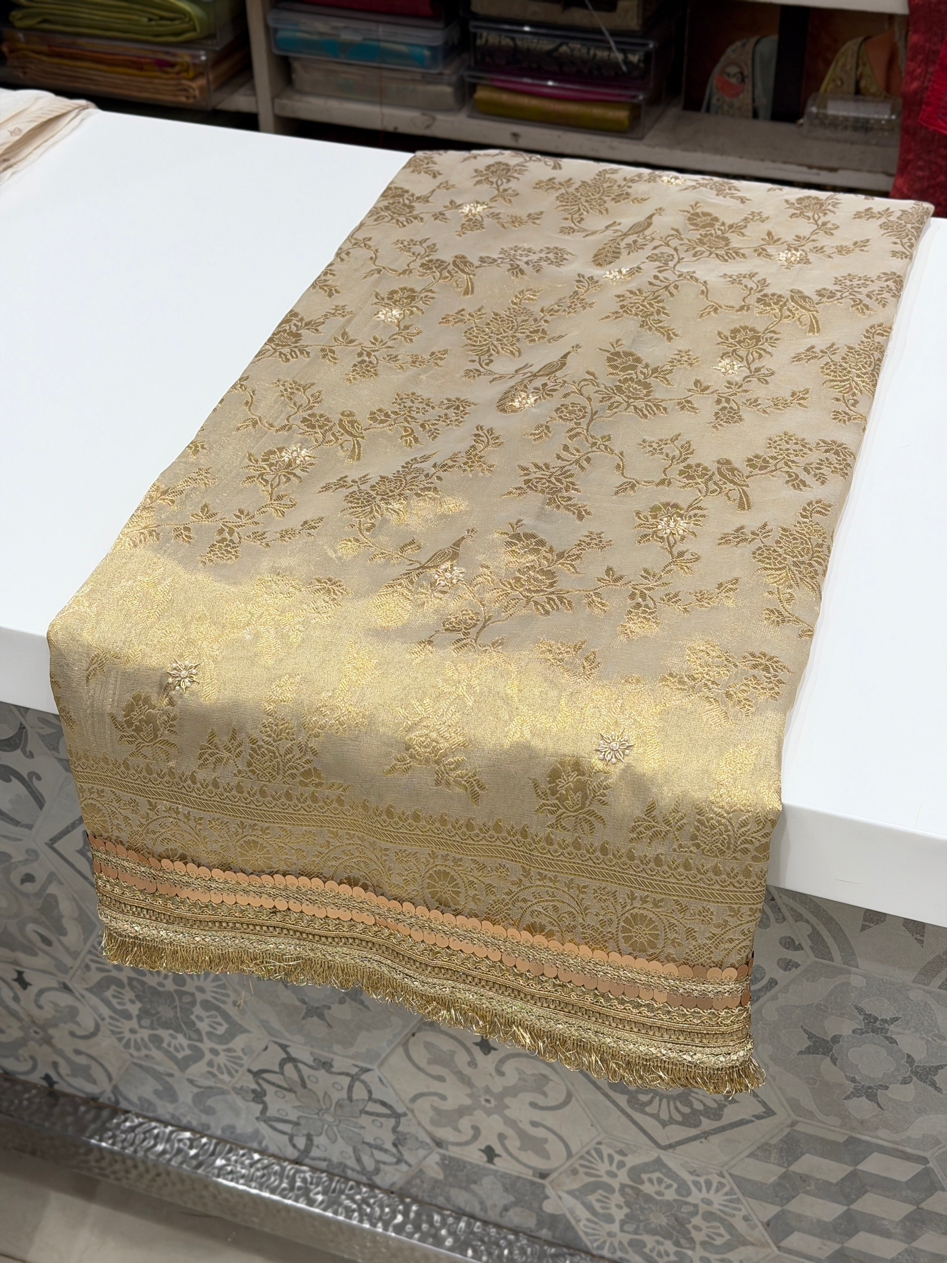 Golden Tissue Woven Jaal Maharani Edit Sitara Buttis