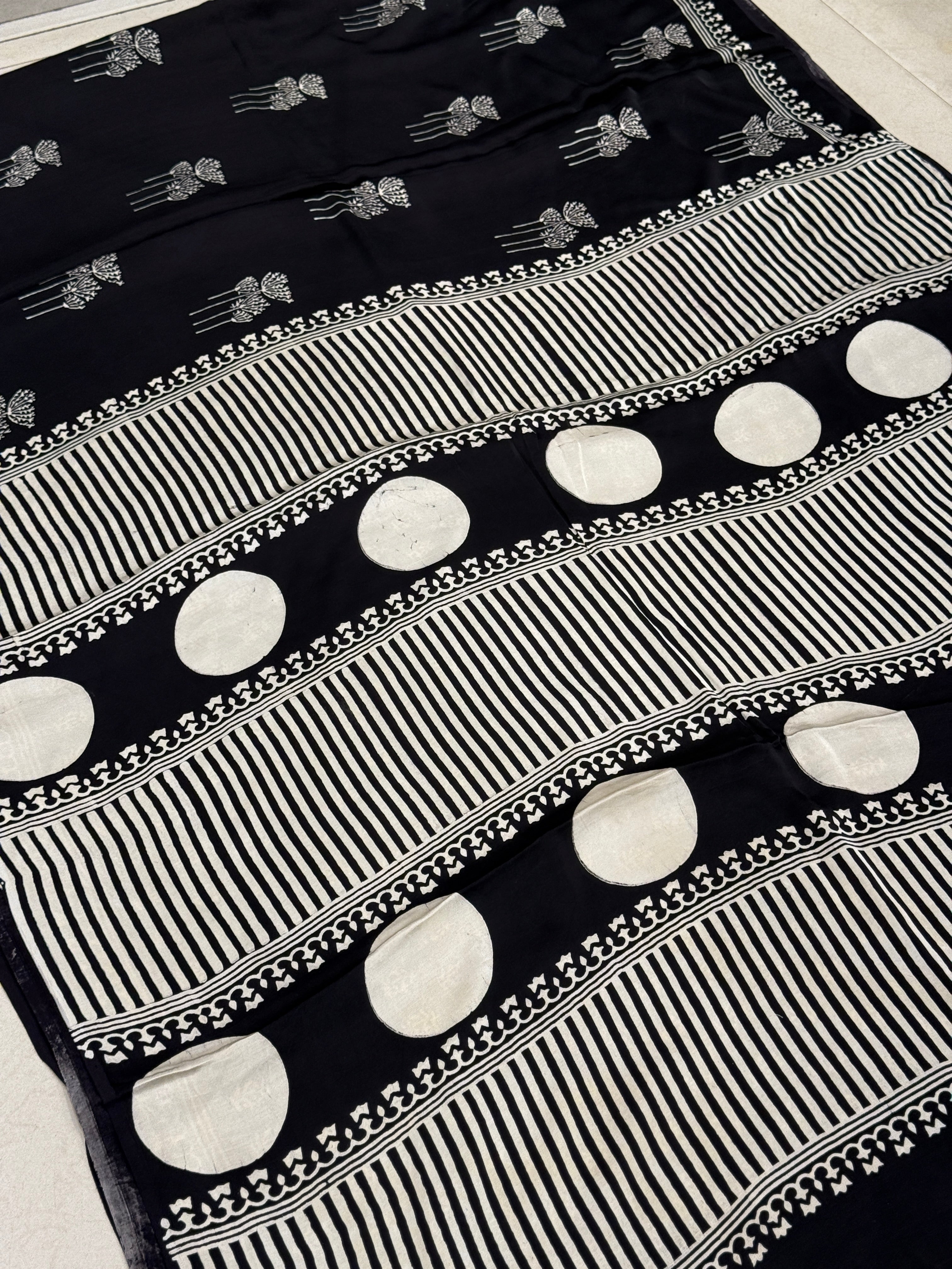 Black White Butti Gajji Silk Ajrakh Saree