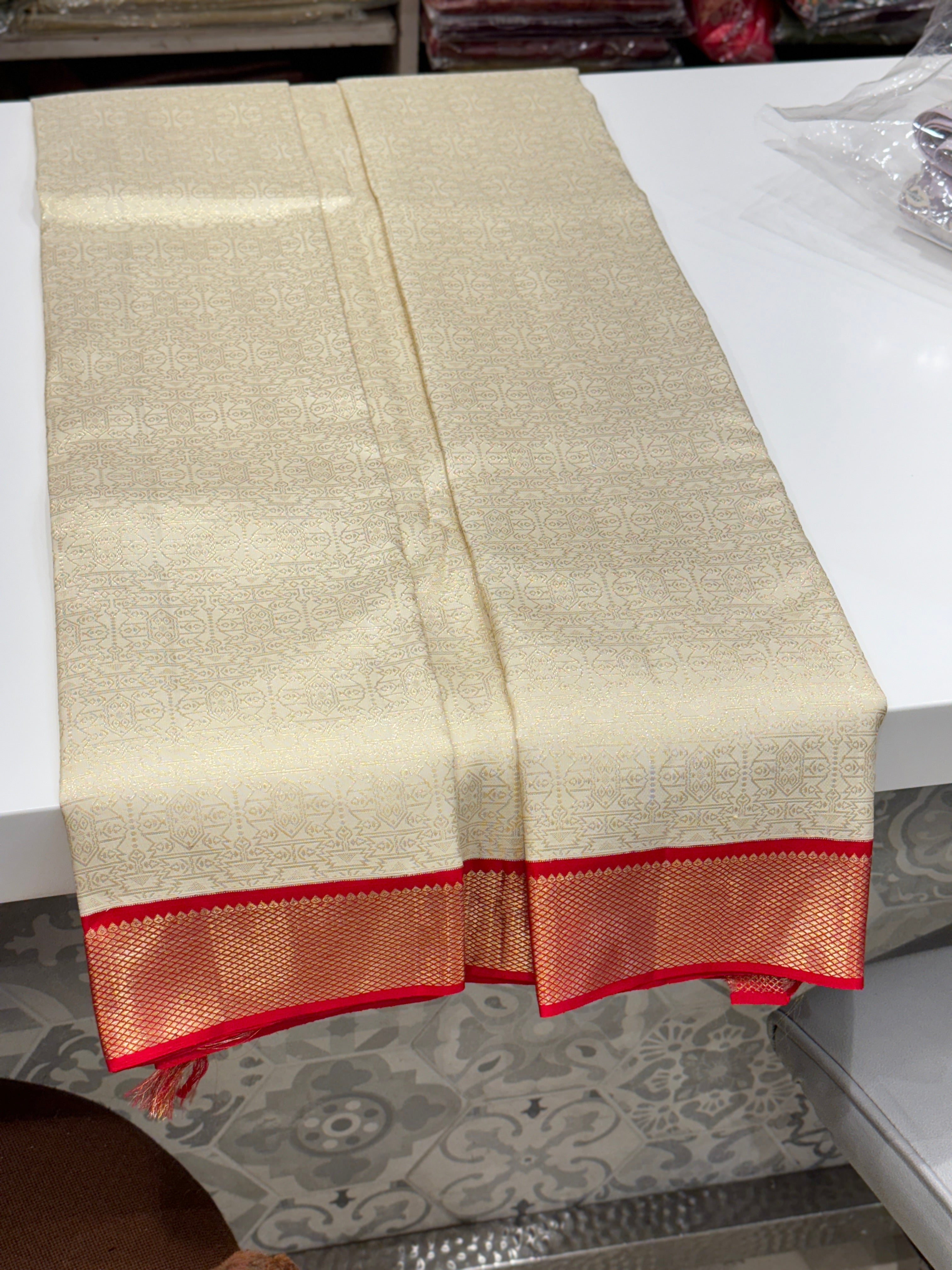 Handloom Silk Red Pallu Kanjivaram