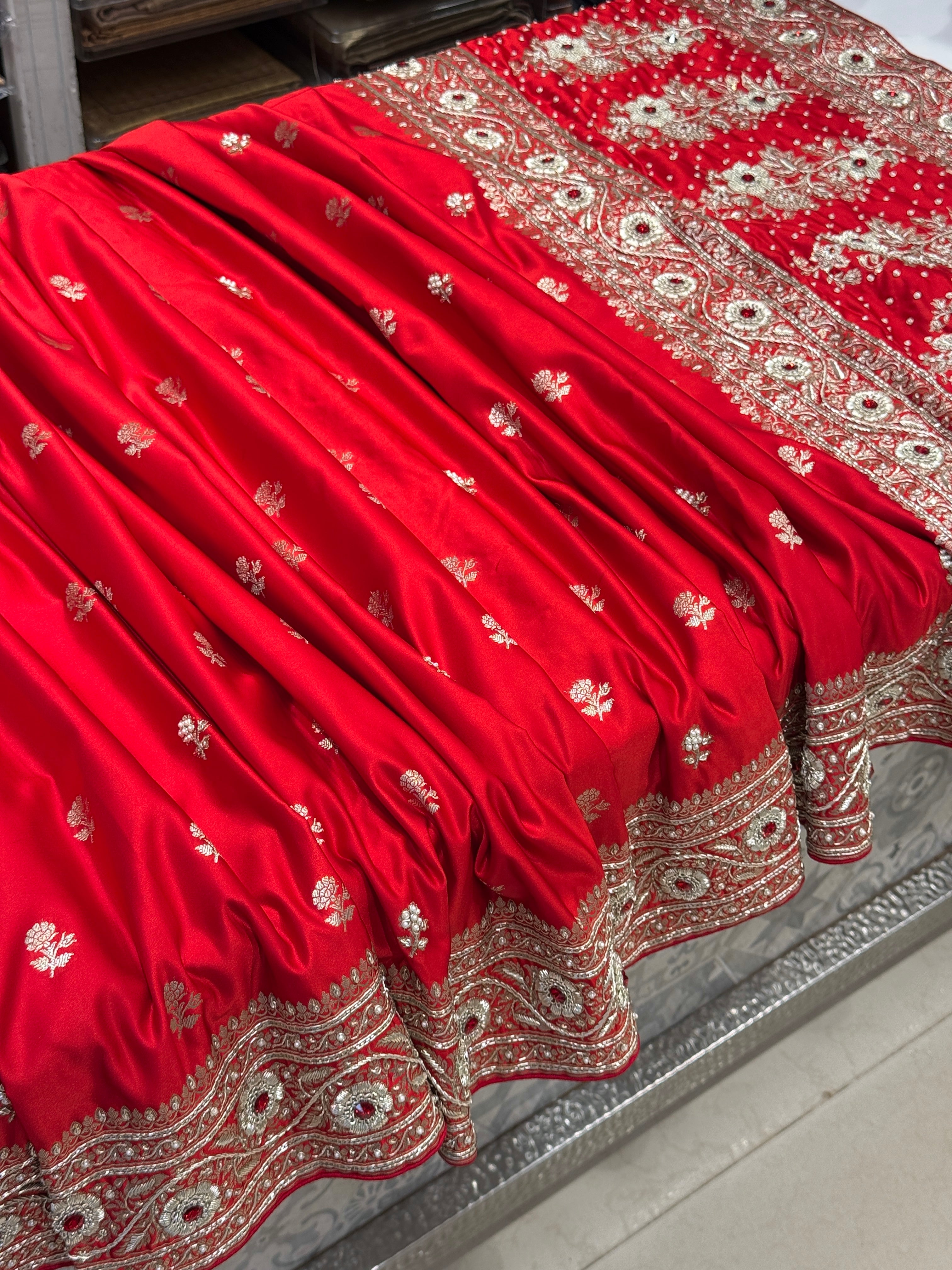 Red Banarasi Silk Butti Crystal Zardozi Hand Embroidery Saree