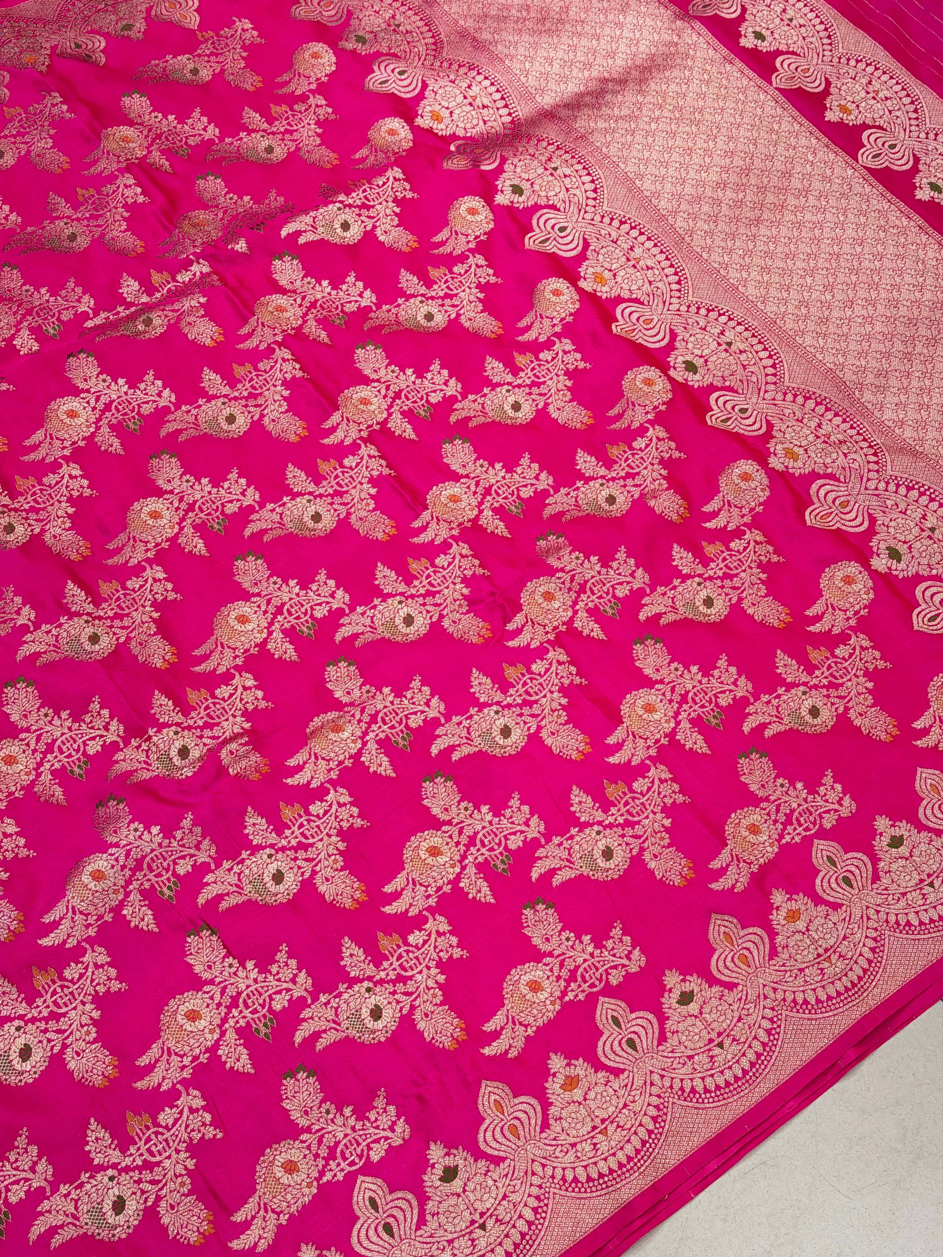 Rani Scallop Border Meenakari Banarasi Saree