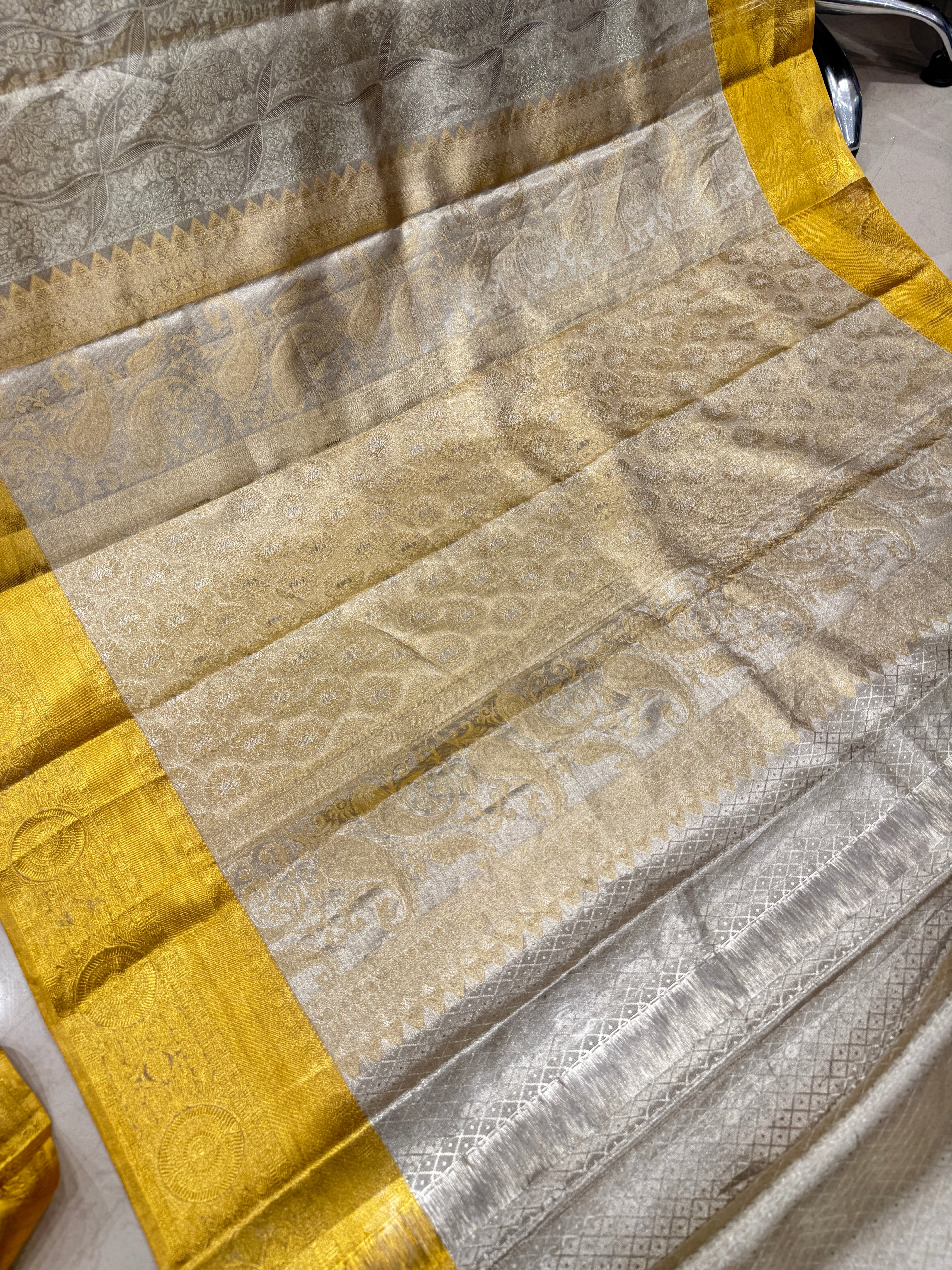 Handloom Tissue Kanjivaram Silk Saree