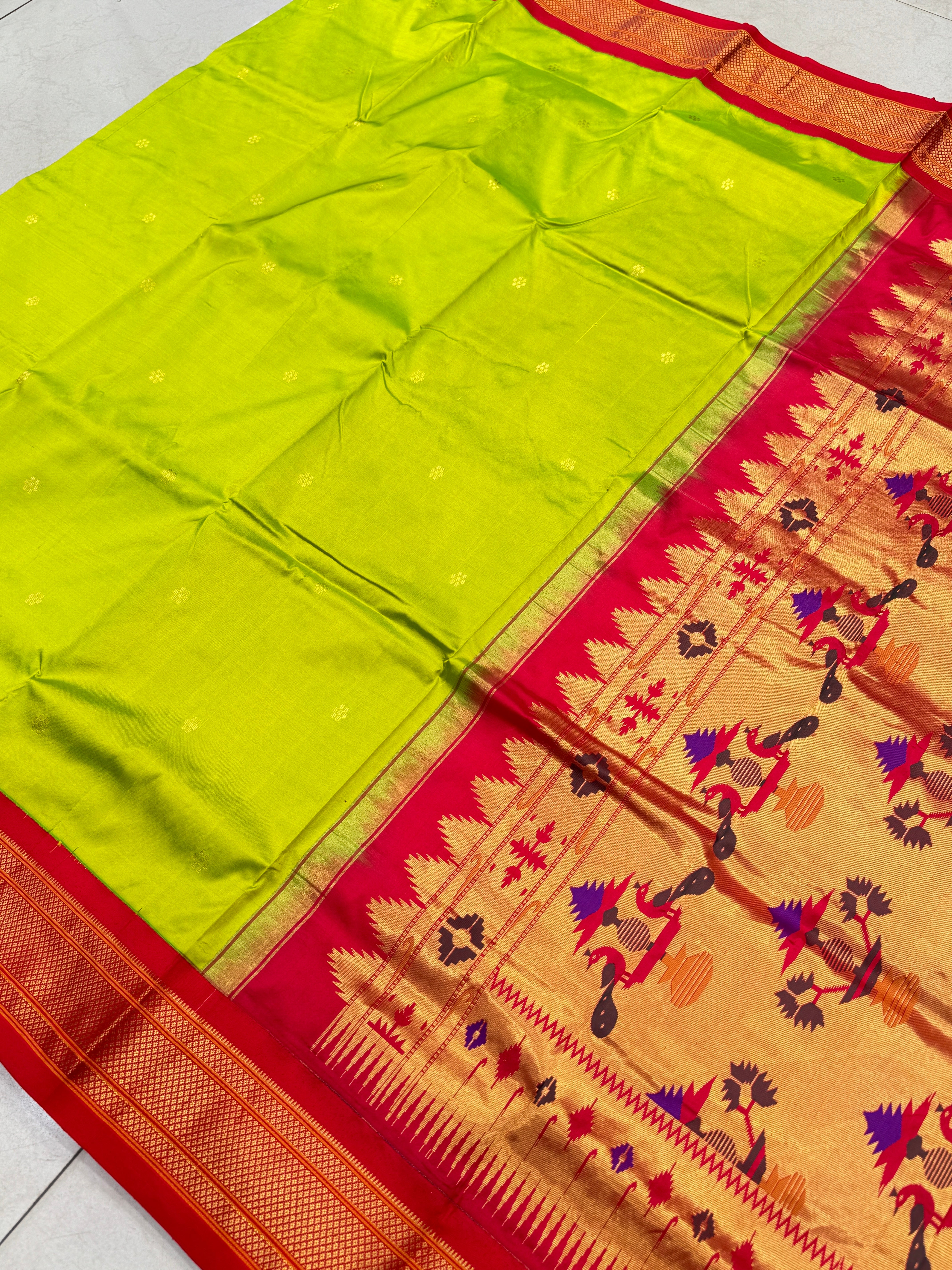 Neon Green Morbangdi Paithani Saree