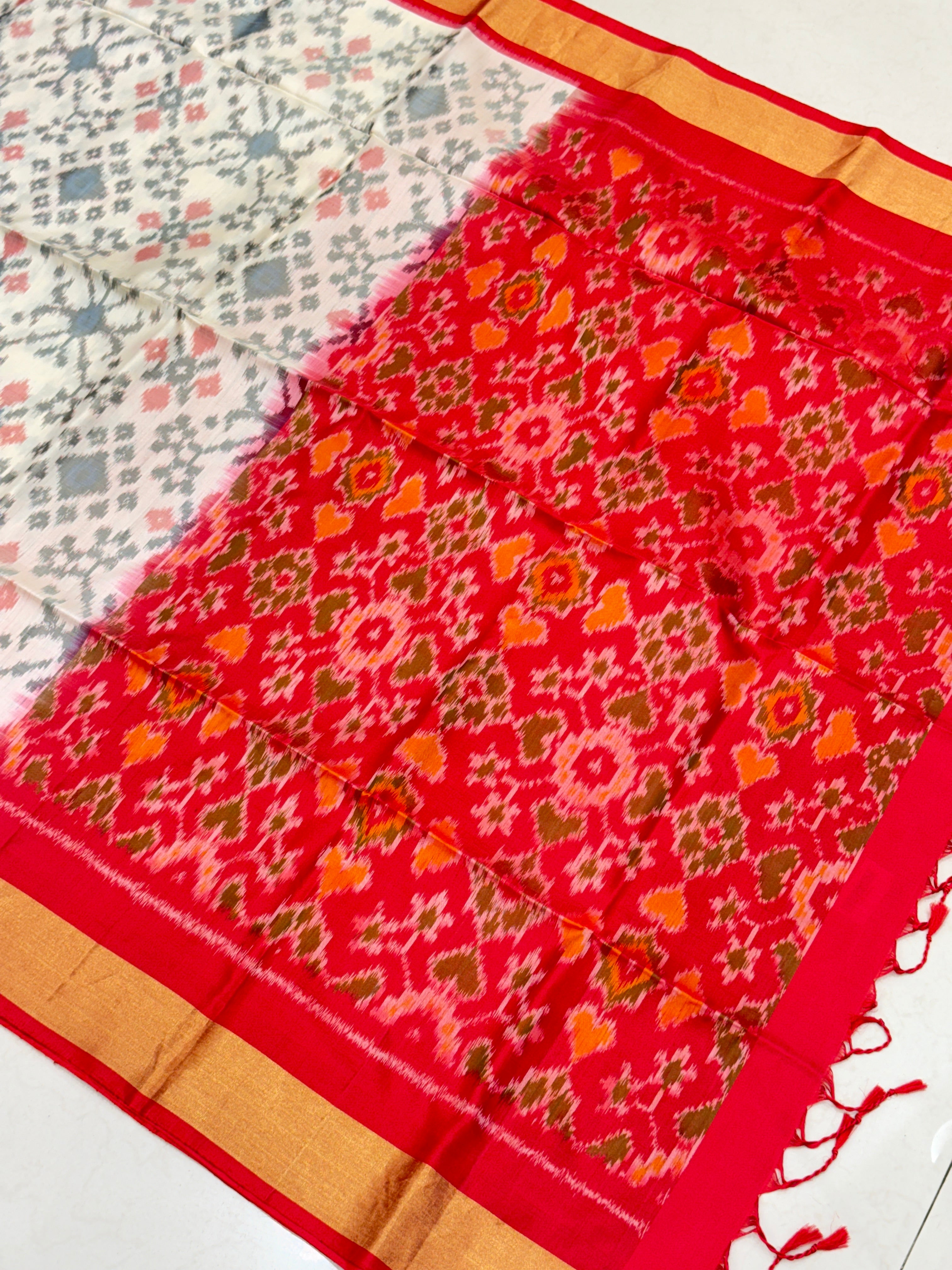 Moti White Red Pochampally Ikat Silk Patola Saree