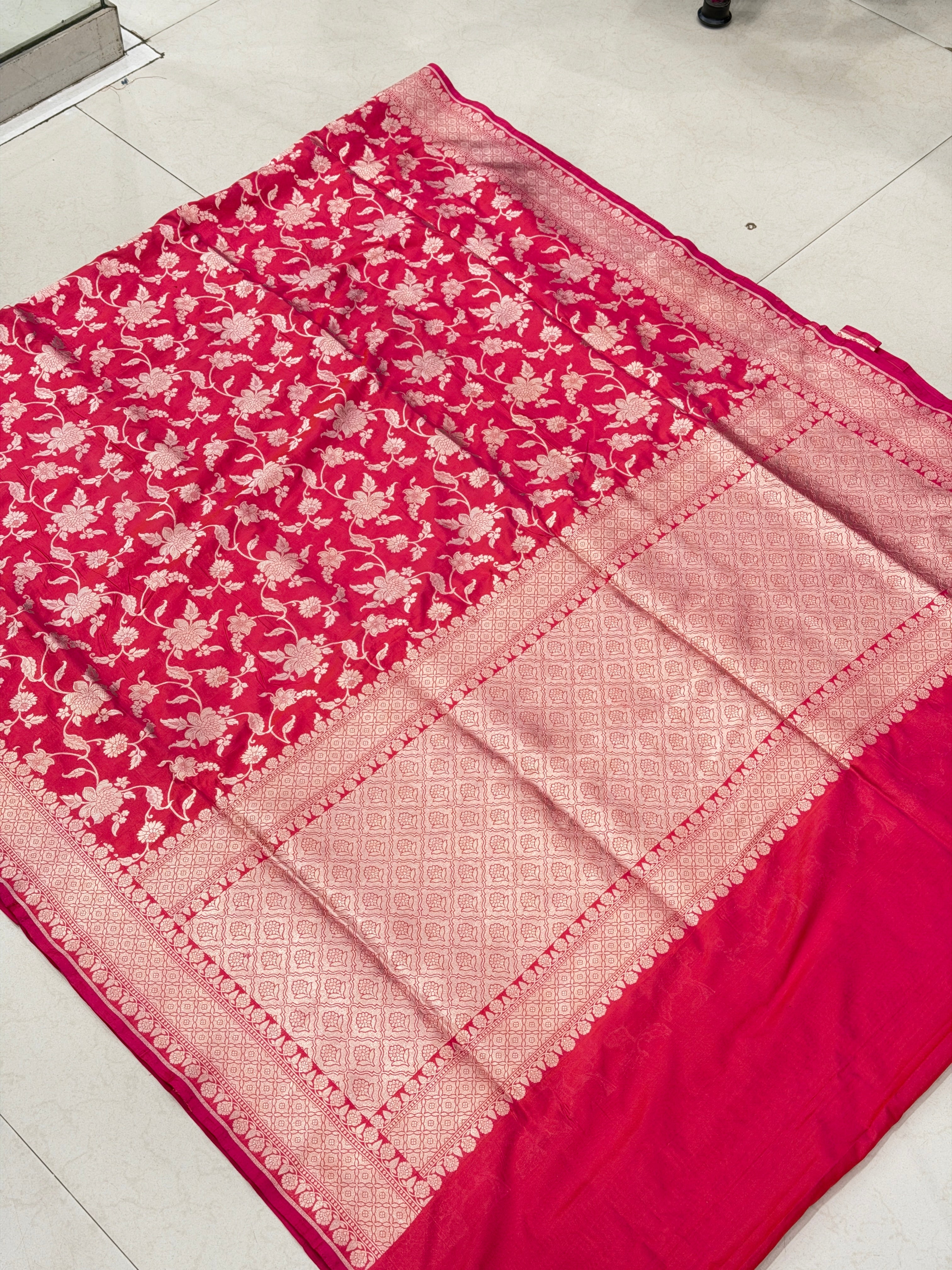 Cross Rani Floral Jaal Handloom Banarasi Katan Silk Saree