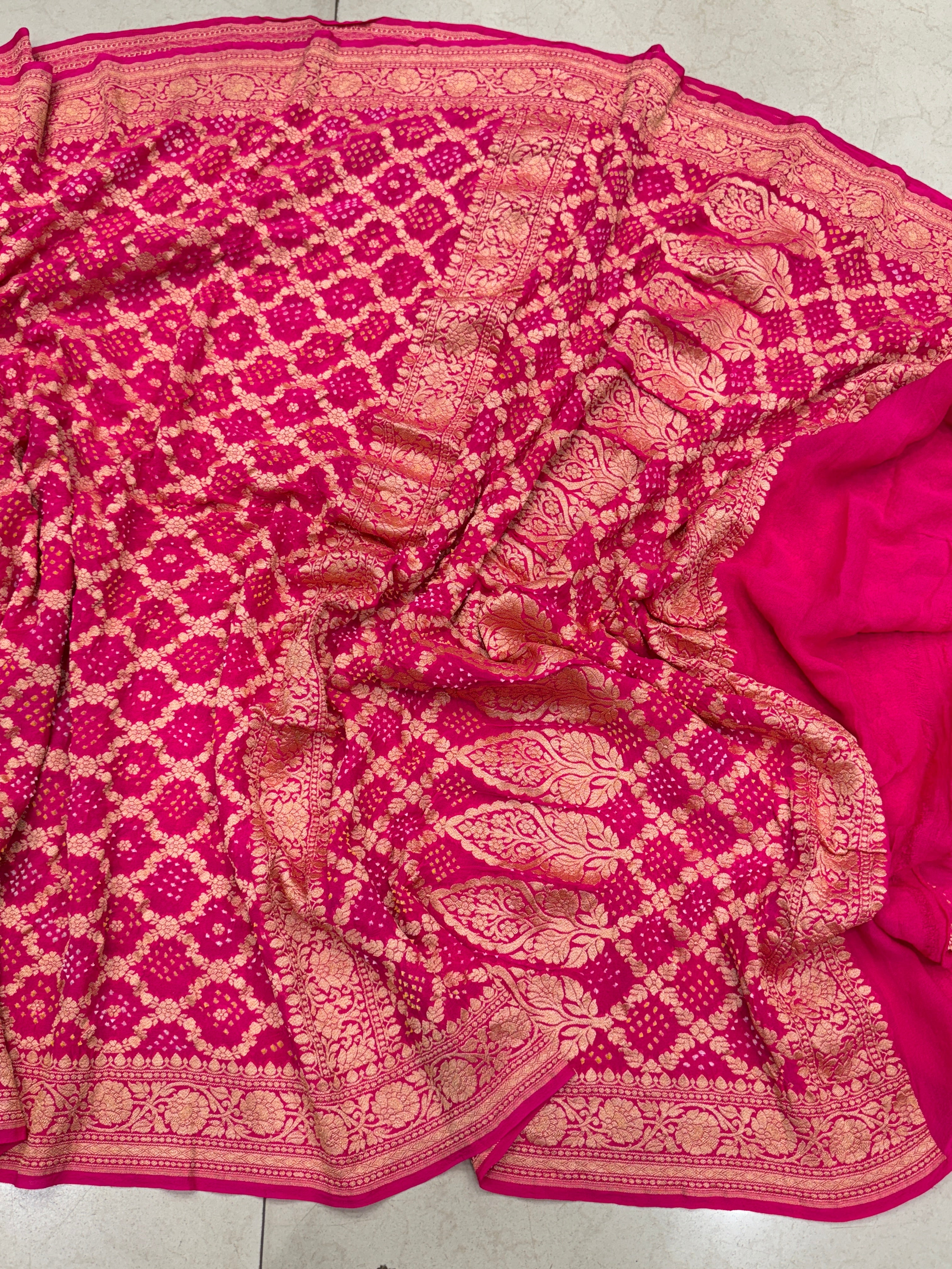 Rani Bandhej Bandhini Saree