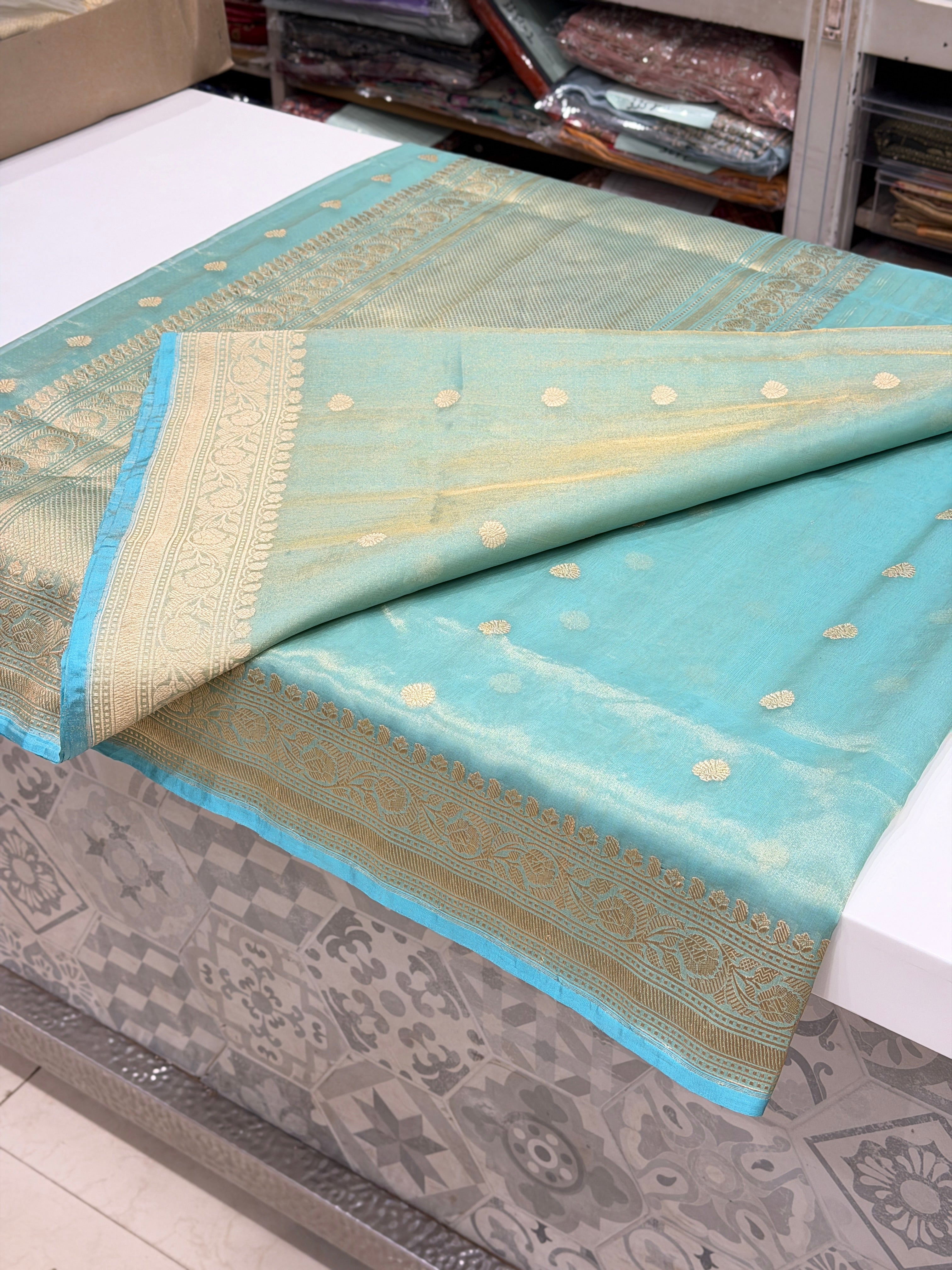 Sea Green Handloom Banarasi Tissue Kadwa Butti Saree