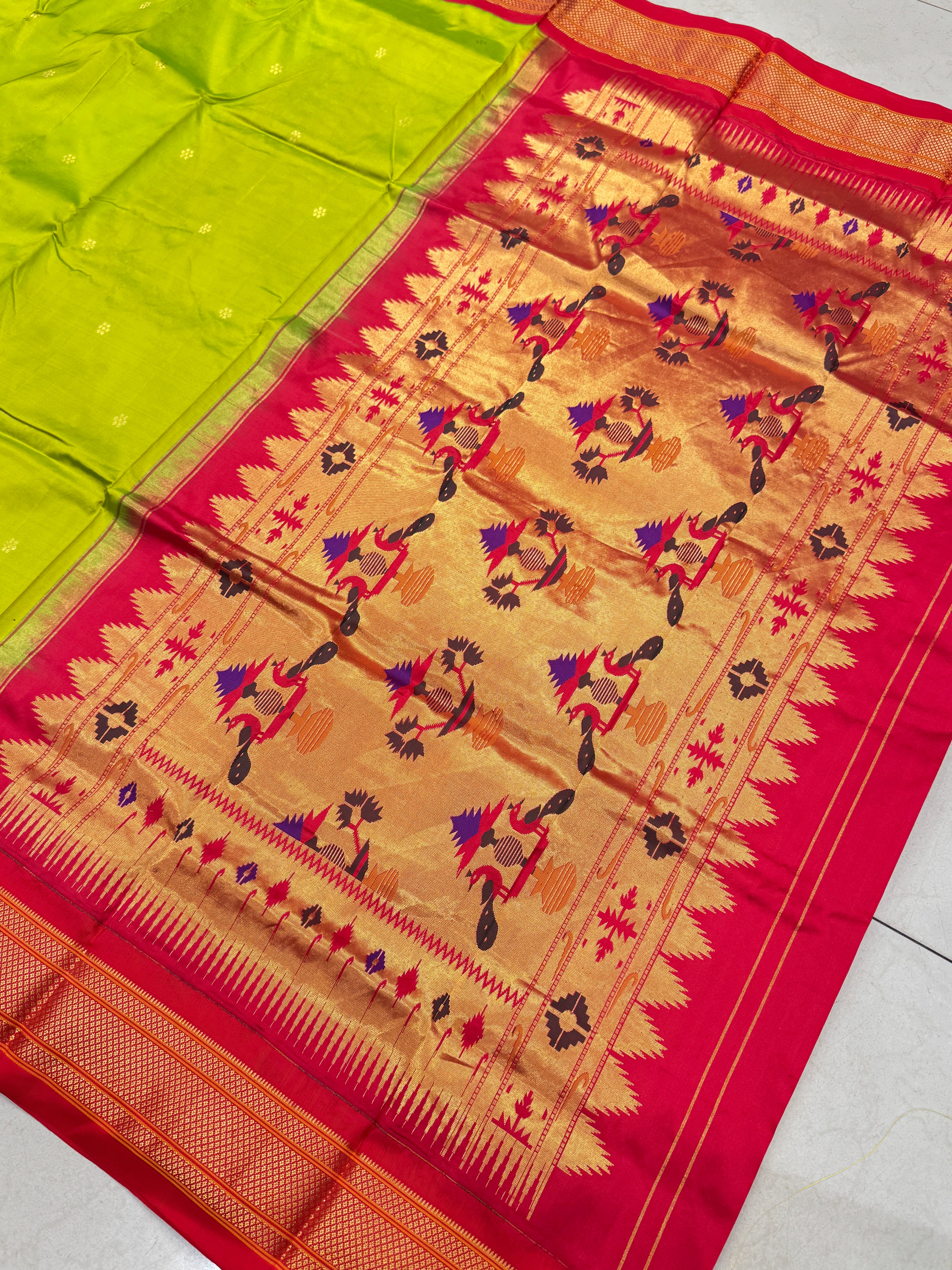 Neon Green Morbangdi Paithani Saree