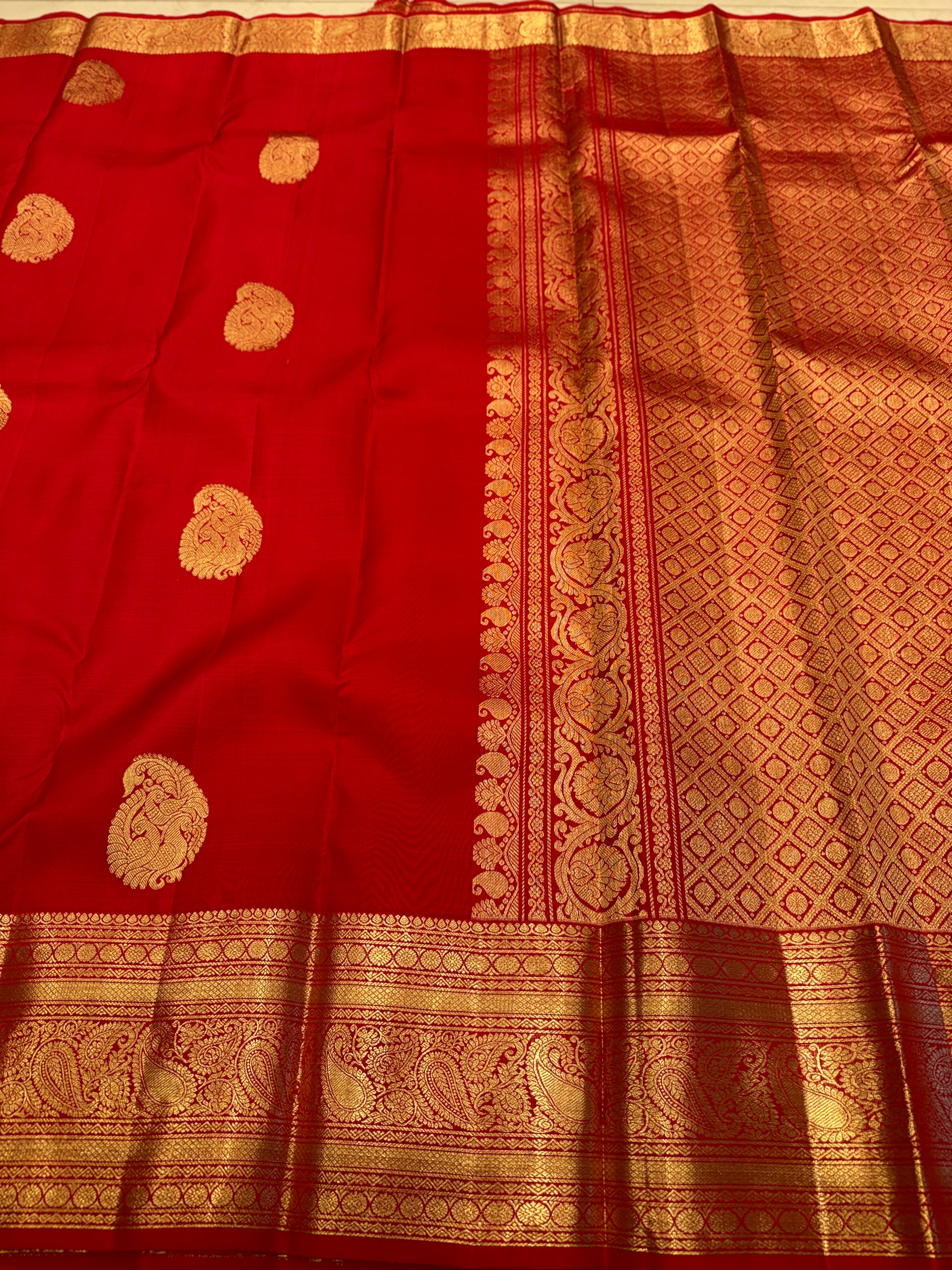 Red Peacock Motif Handloom Pure Silk Kanjivaram Saree