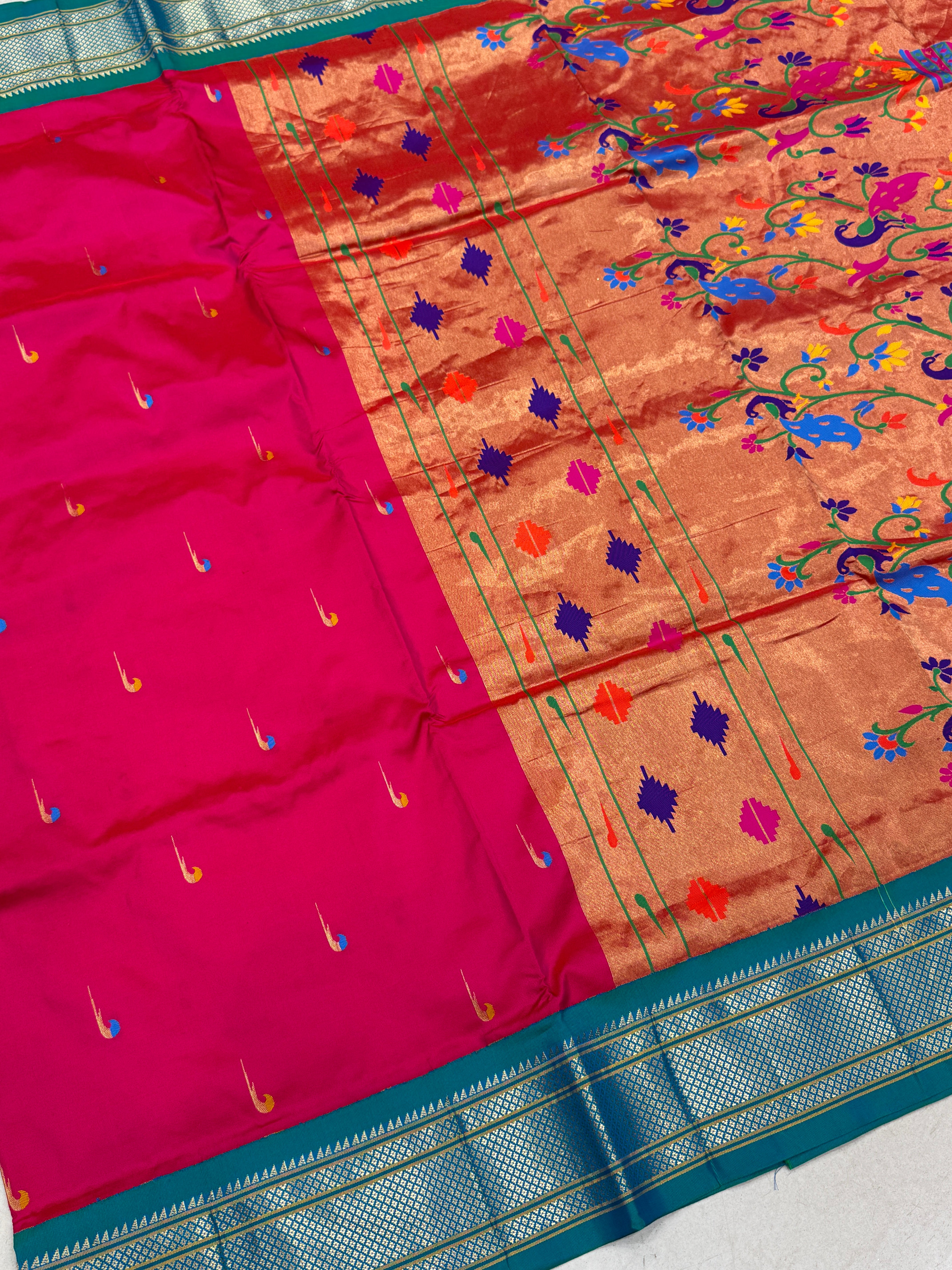 Rani Muniya Butti Pure Silk Paithani Saree