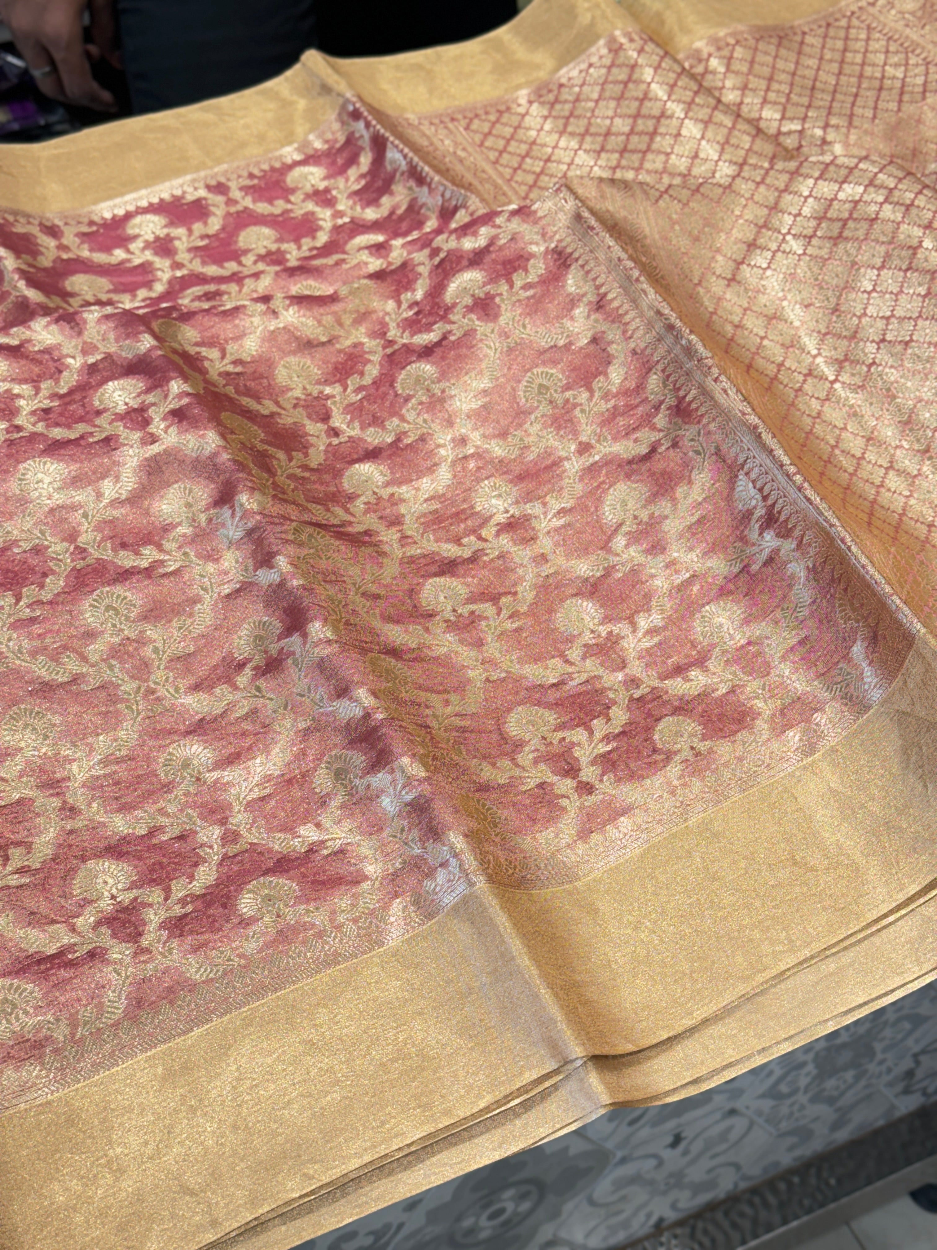 Rani Banarasi Pure Tissue Weaved Saree