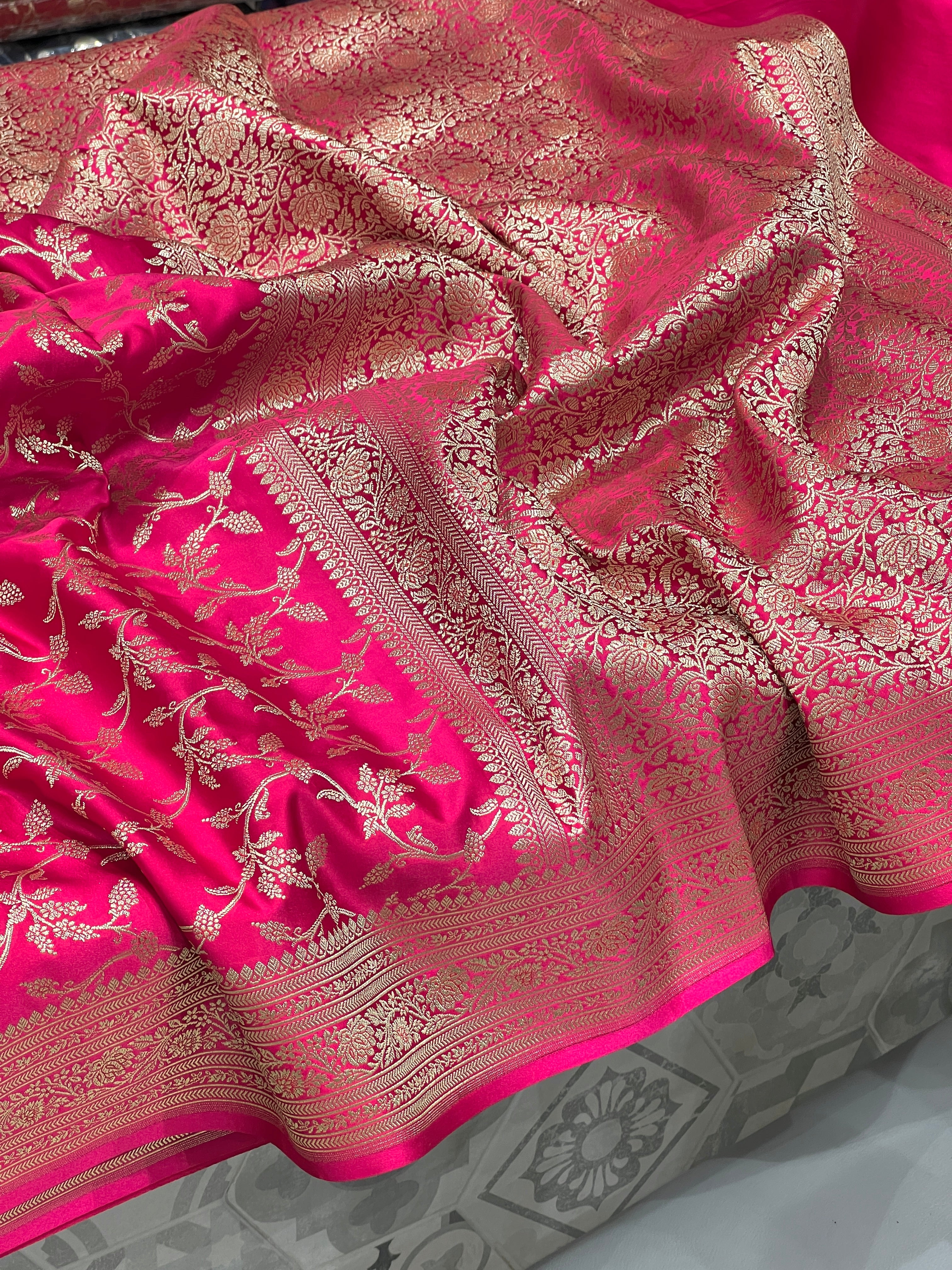 Rani Banarasi Silk Pine Jaal Saree