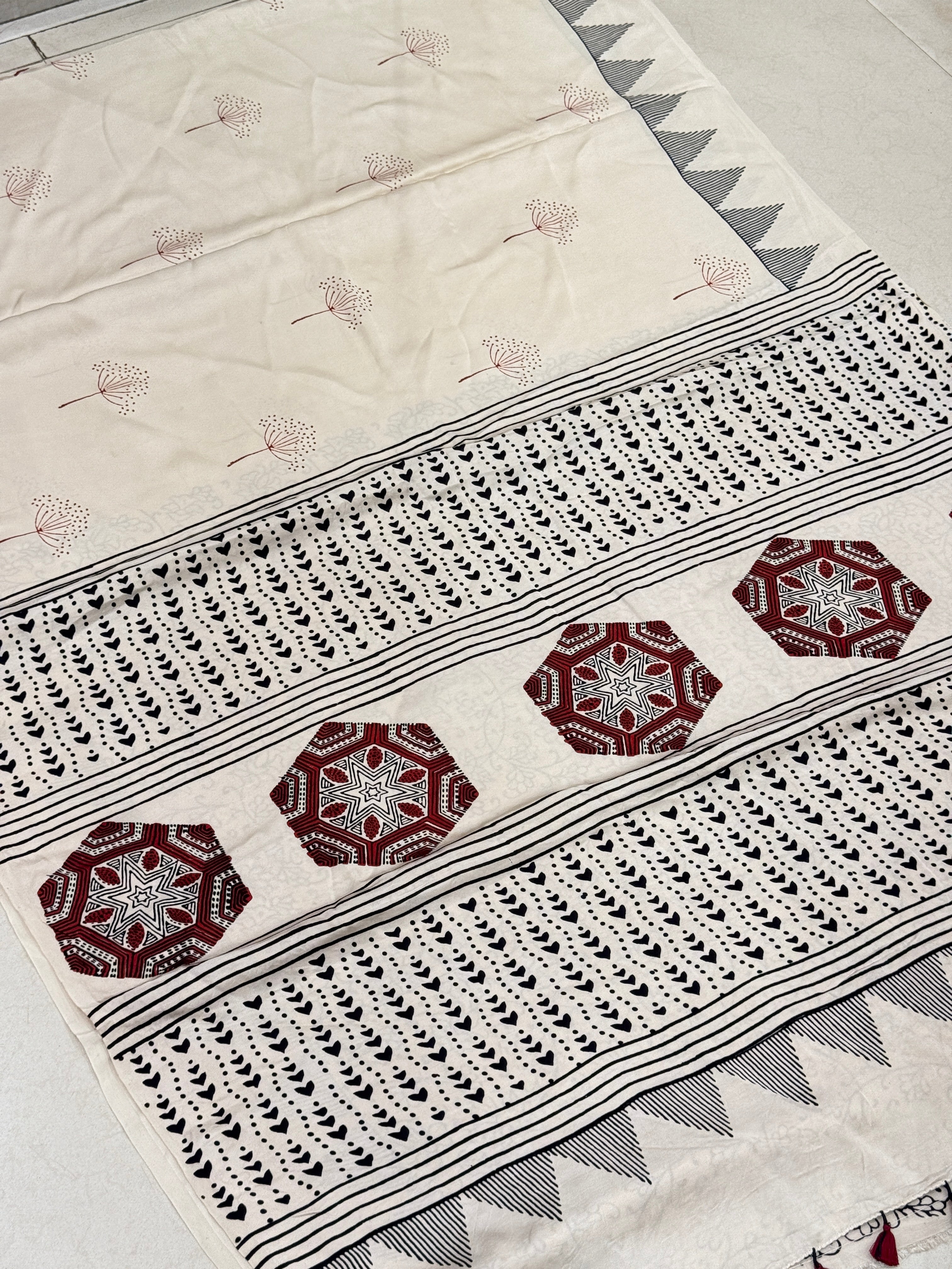 White Red Butta Ajrakh Block Print Hand Pure Gajji Silk Saree