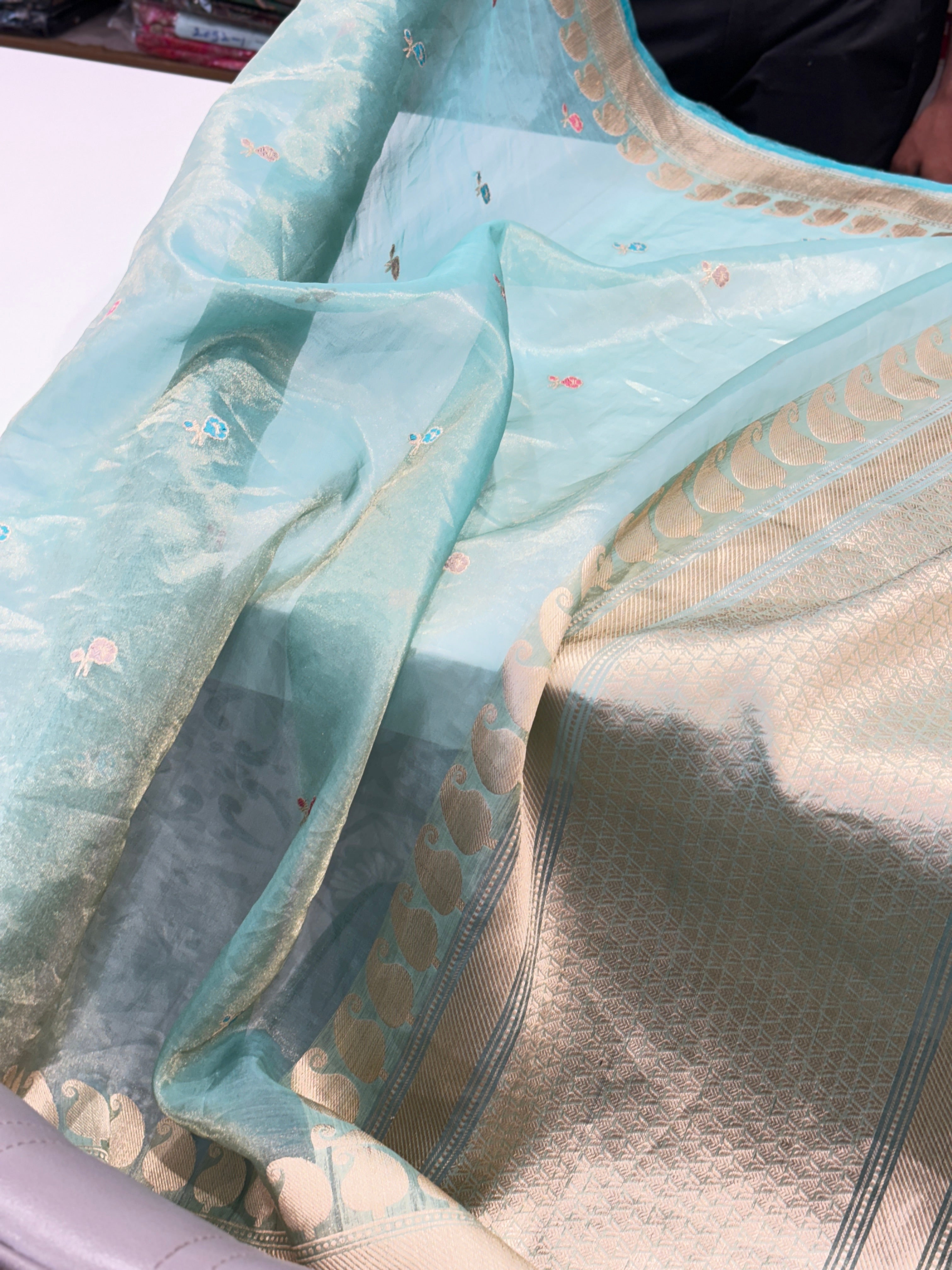 Sea Green Meena Handloom Banarasi Tissue Kadwa Saree