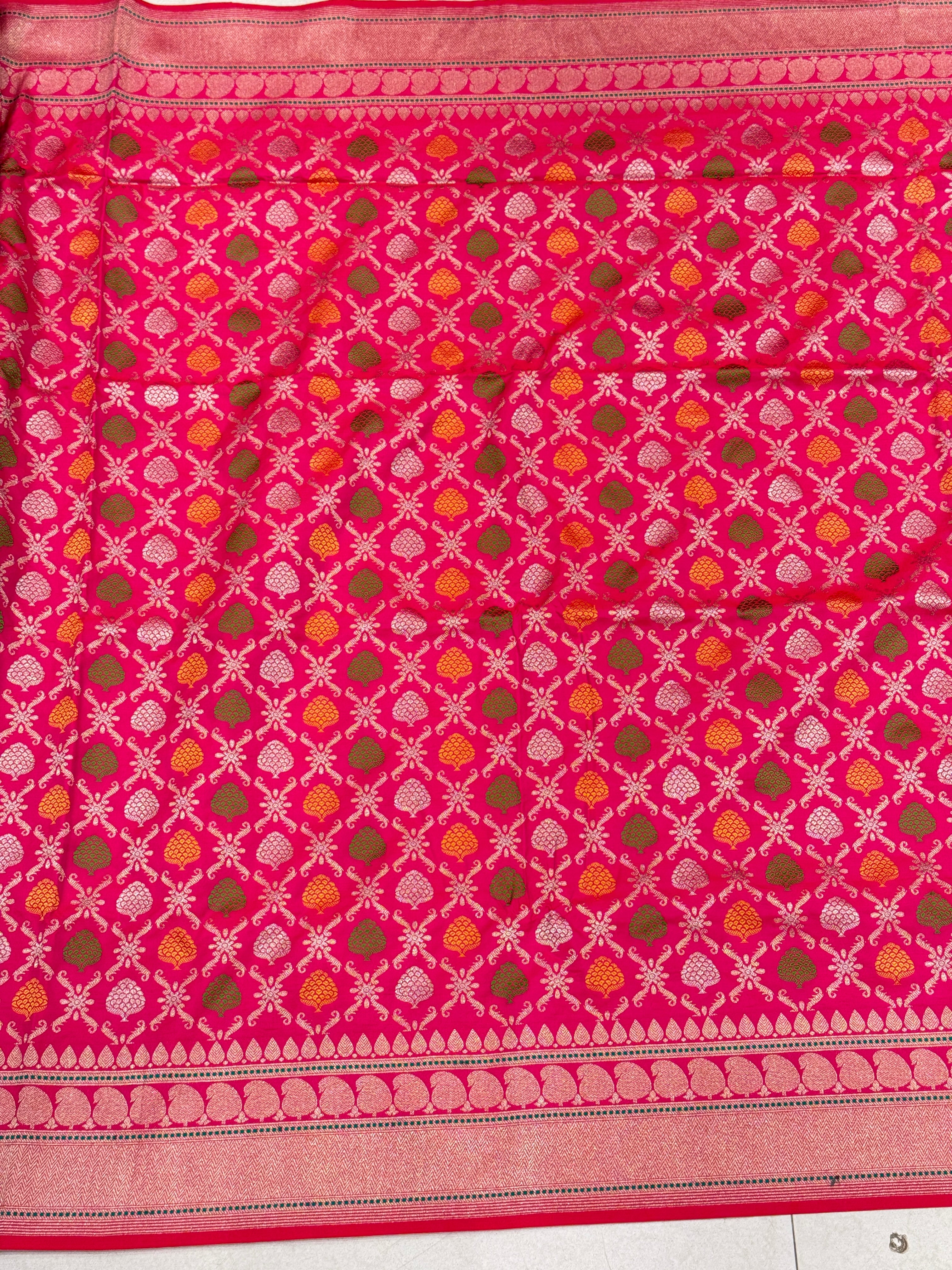 Rani Pine Butta Banarasi Silk Saree