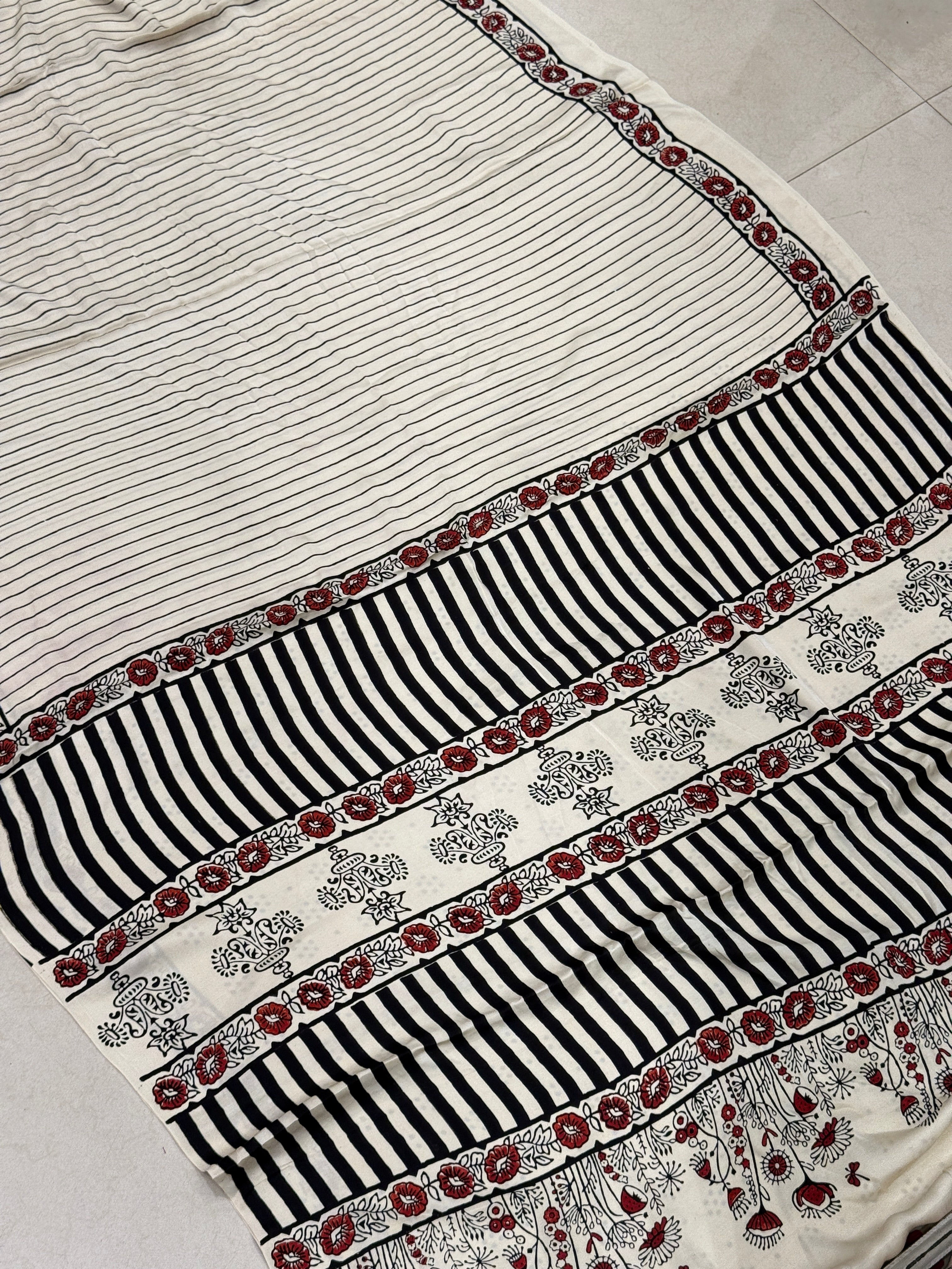 White Contemporary Ajrakh Block Print Hand Pure Gajji Silk Saree