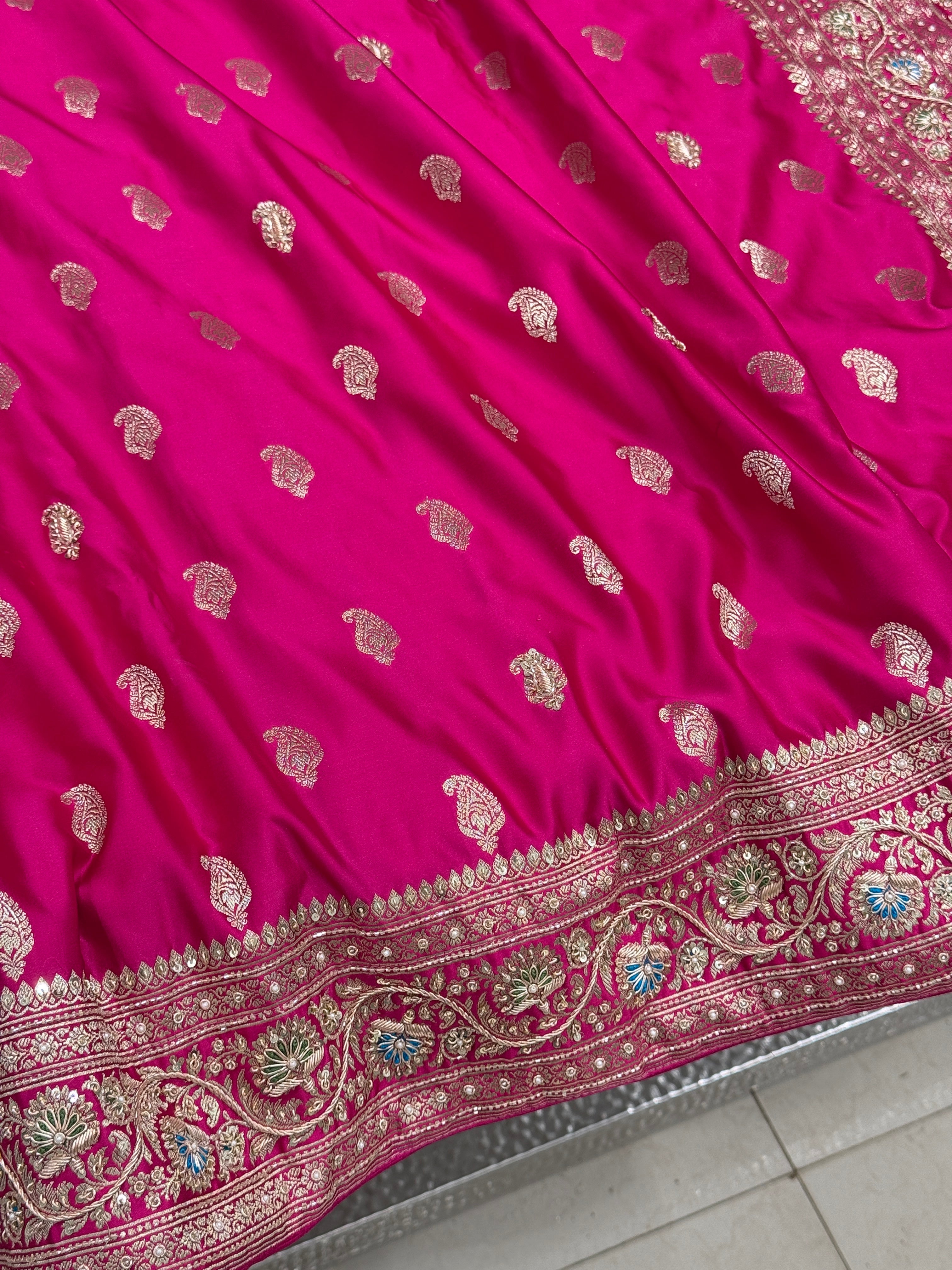 Rani Banarasi Silk Meenakari Border Hand Embroidery Saree