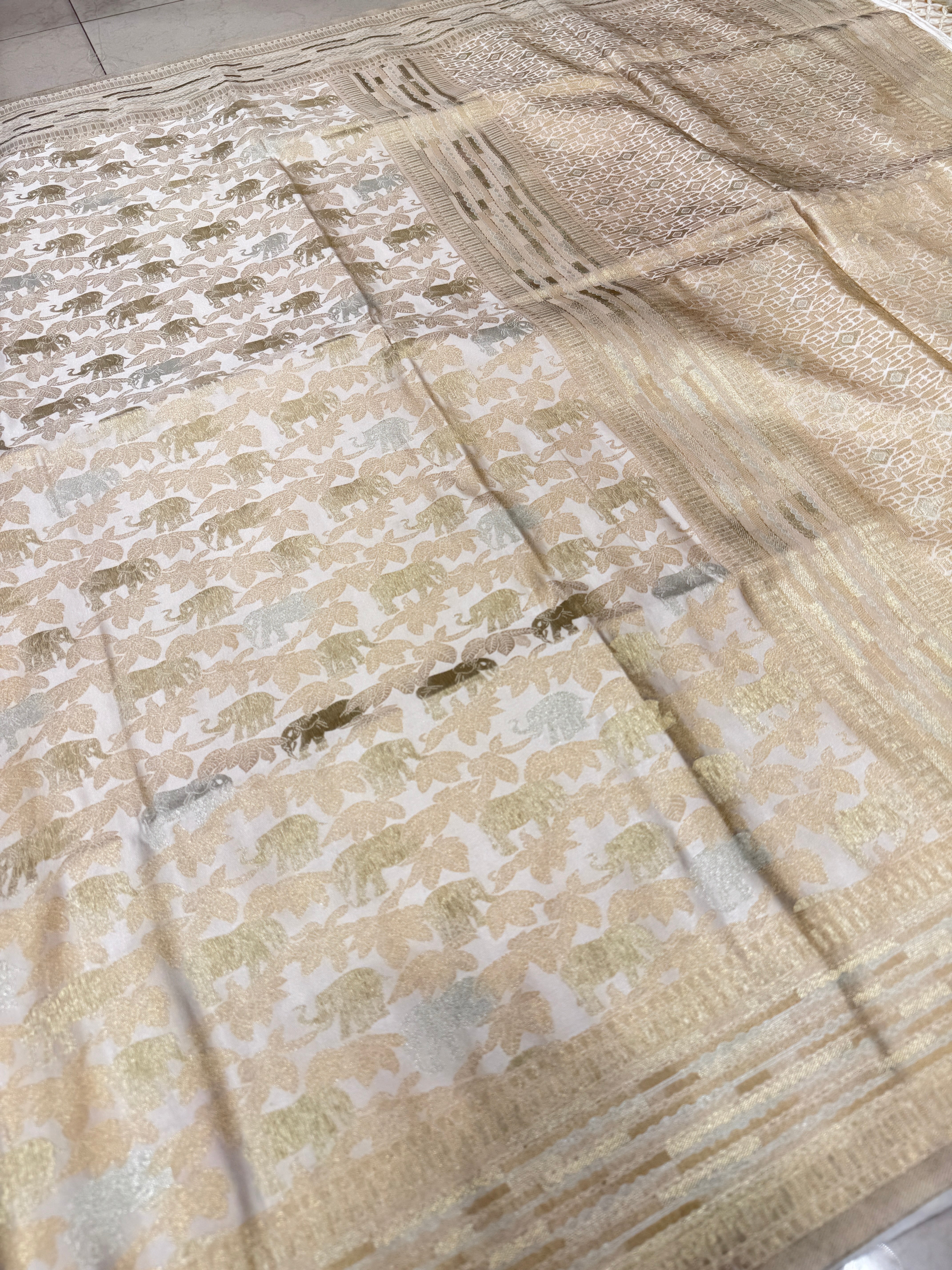 White Banarasi Soft Silk Semi Elephant Motif Saree