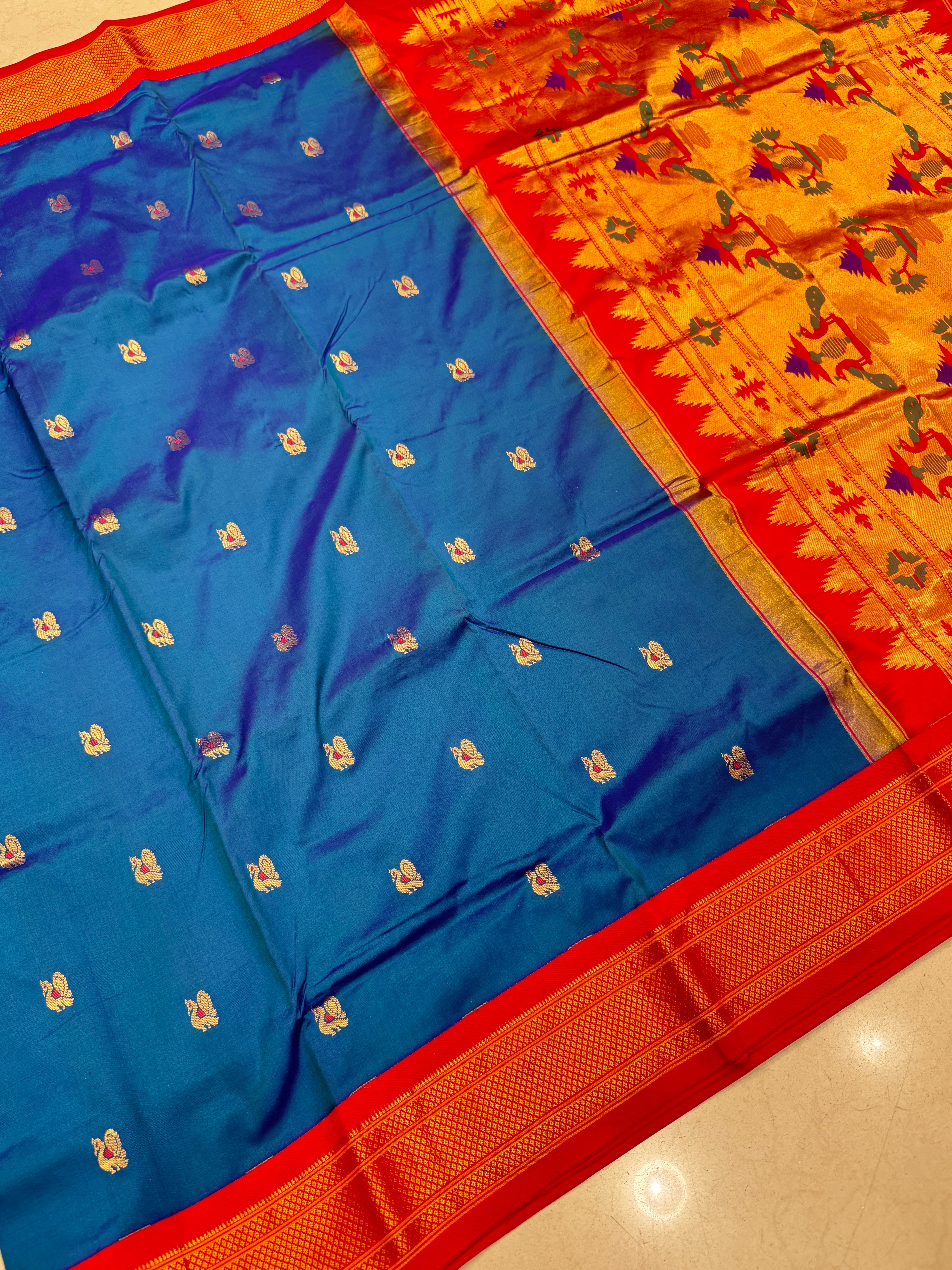 Blue Red Morbangdi Paithani Saree