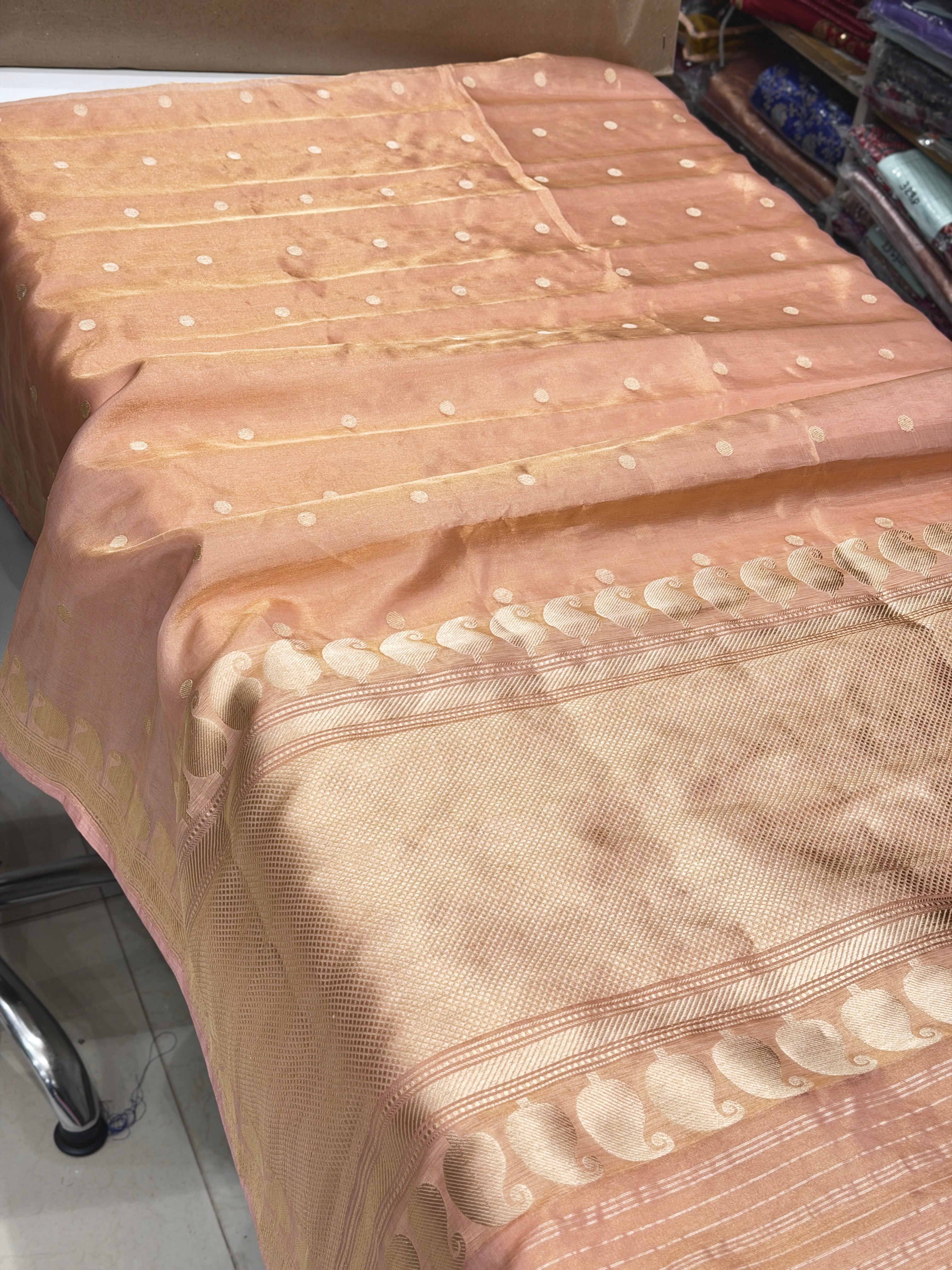 Light Pink Tissue Banarasi Kadwa Buttis Handloom Saree