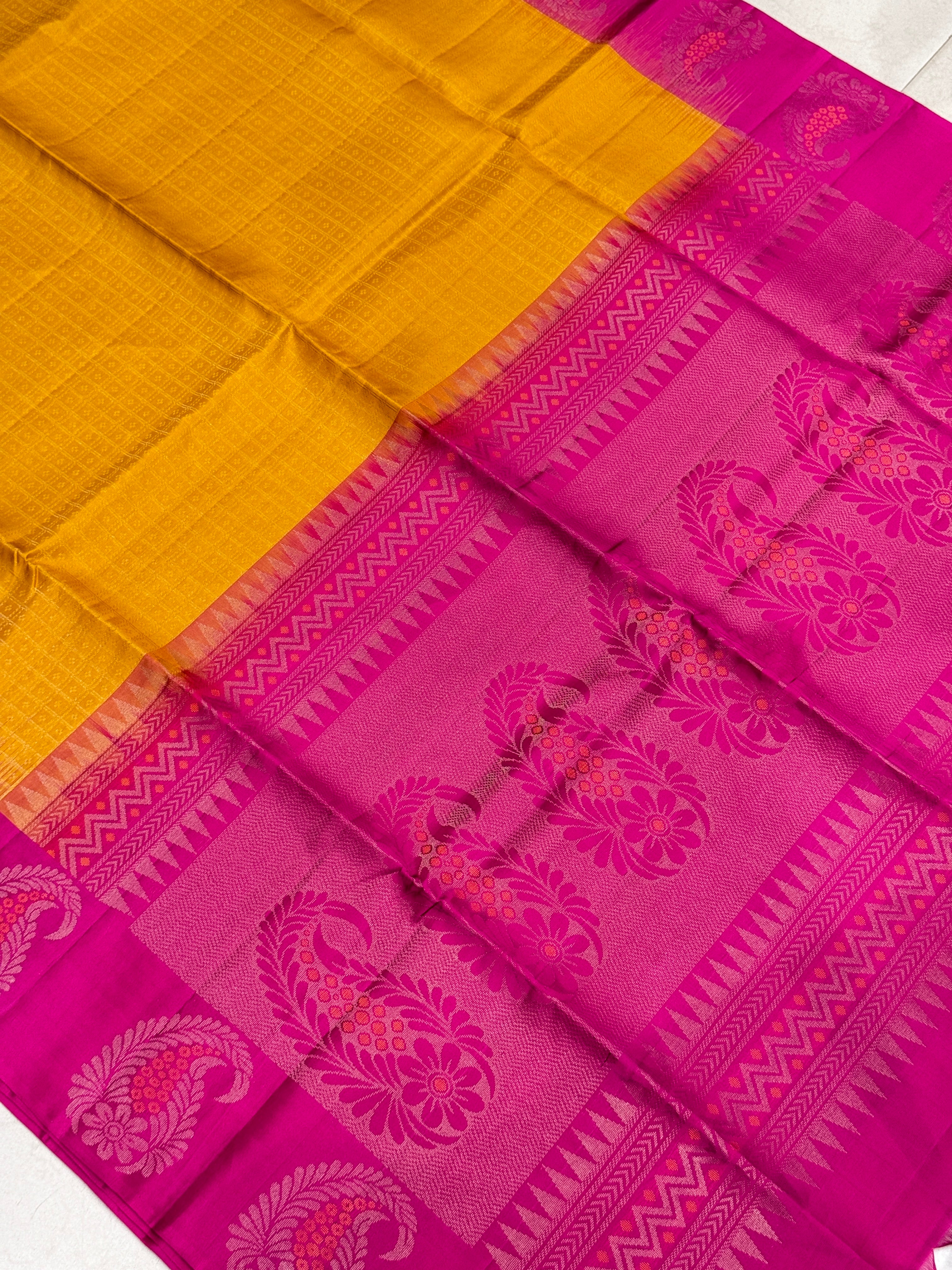 Yellow Rani Small Zari Checks Handloom Kanchipuram Pure Silk Saree
