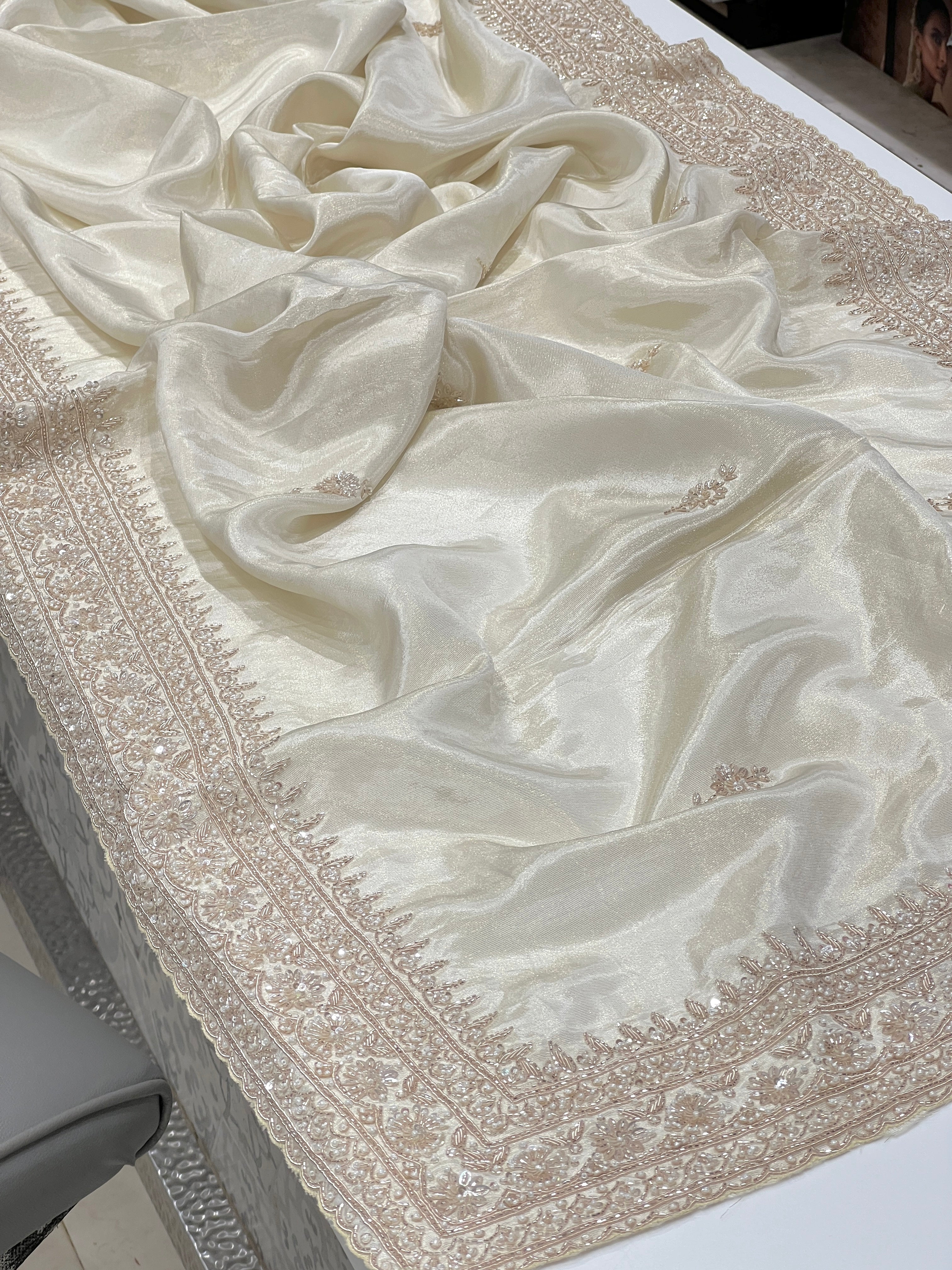 Cremish Kareena Kapoor Inspired Crepe Tissue Embroidery Saree 2.0